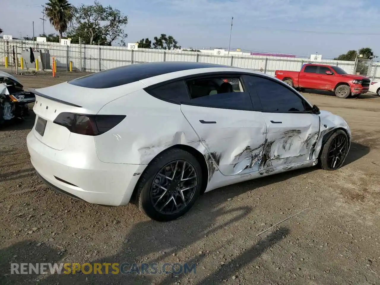 3 Photograph of a damaged car 5YJ3E1EB3NF181909 TESLA MODEL 3 2022