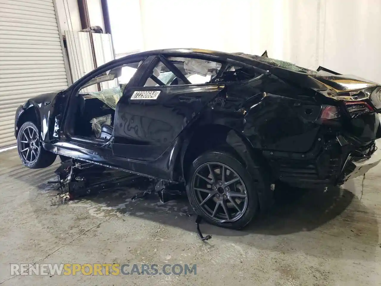 2 Photograph of a damaged car 5YJ3E1EB3NF186916 TESLA MODEL 3 2022