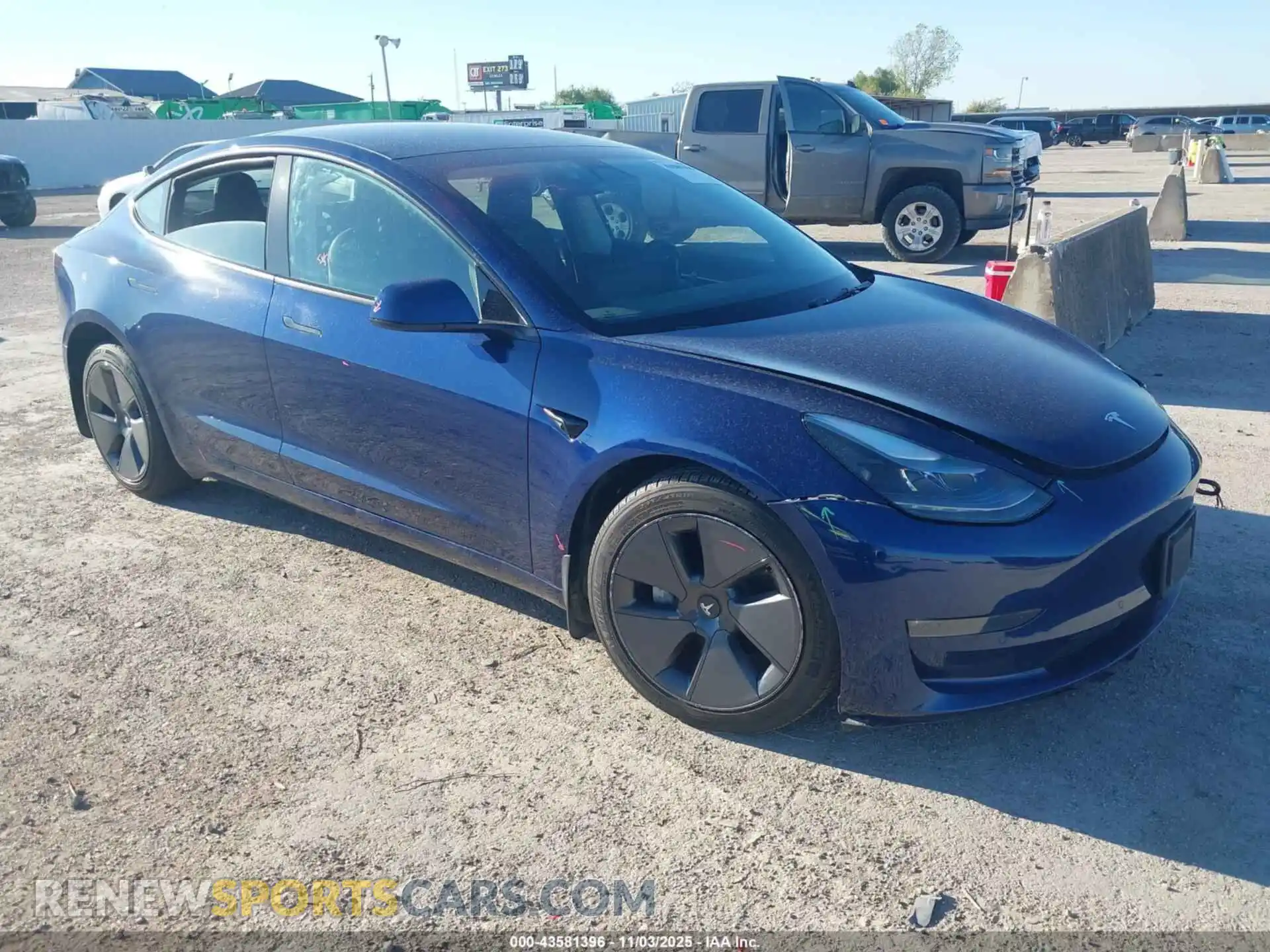 1 Photograph of a damaged car 5YJ3E1EB3NF196491 TESLA MODEL 3 2022