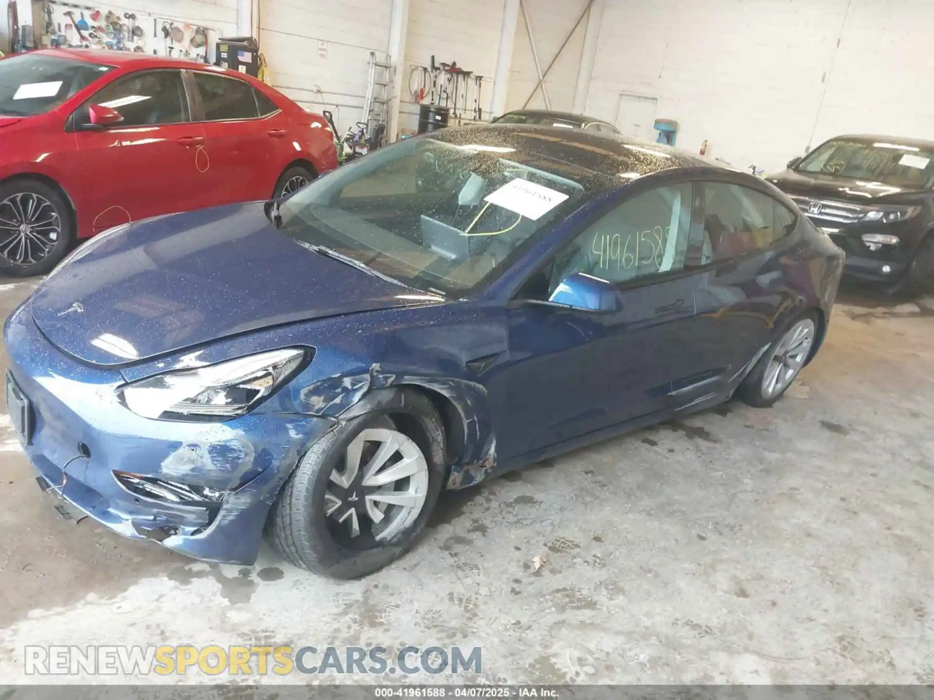 2 Photograph of a damaged car 5YJ3E1EB3NF209109 TESLA MODEL 3 2022