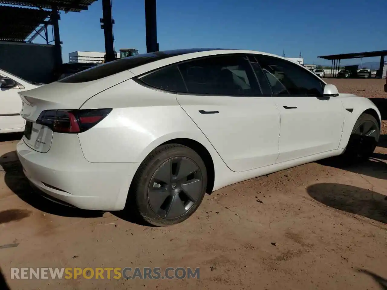 3 Photograph of a damaged car 5YJ3E1EB3NF212740 TESLA MODEL 3 2022
