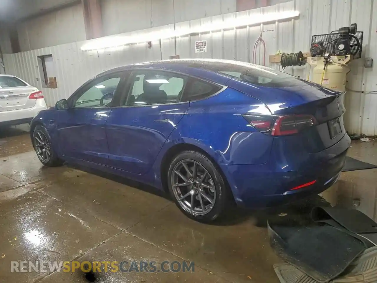 2 Photograph of a damaged car 5YJ3E1EB3NF229327 TESLA MODEL 3 2022
