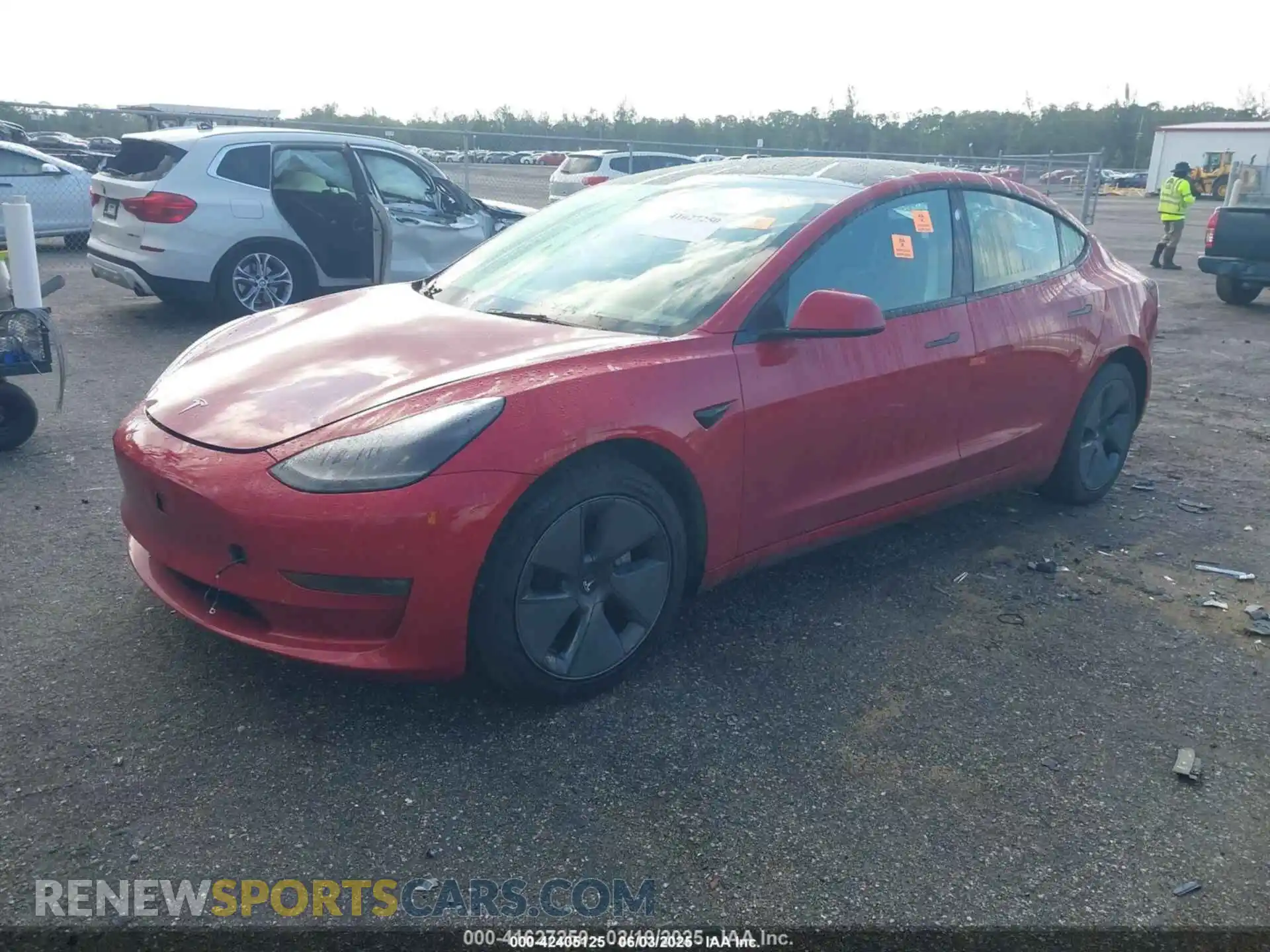 2 Photograph of a damaged car 5YJ3E1EB3NF267172 TESLA MODEL 3 2022