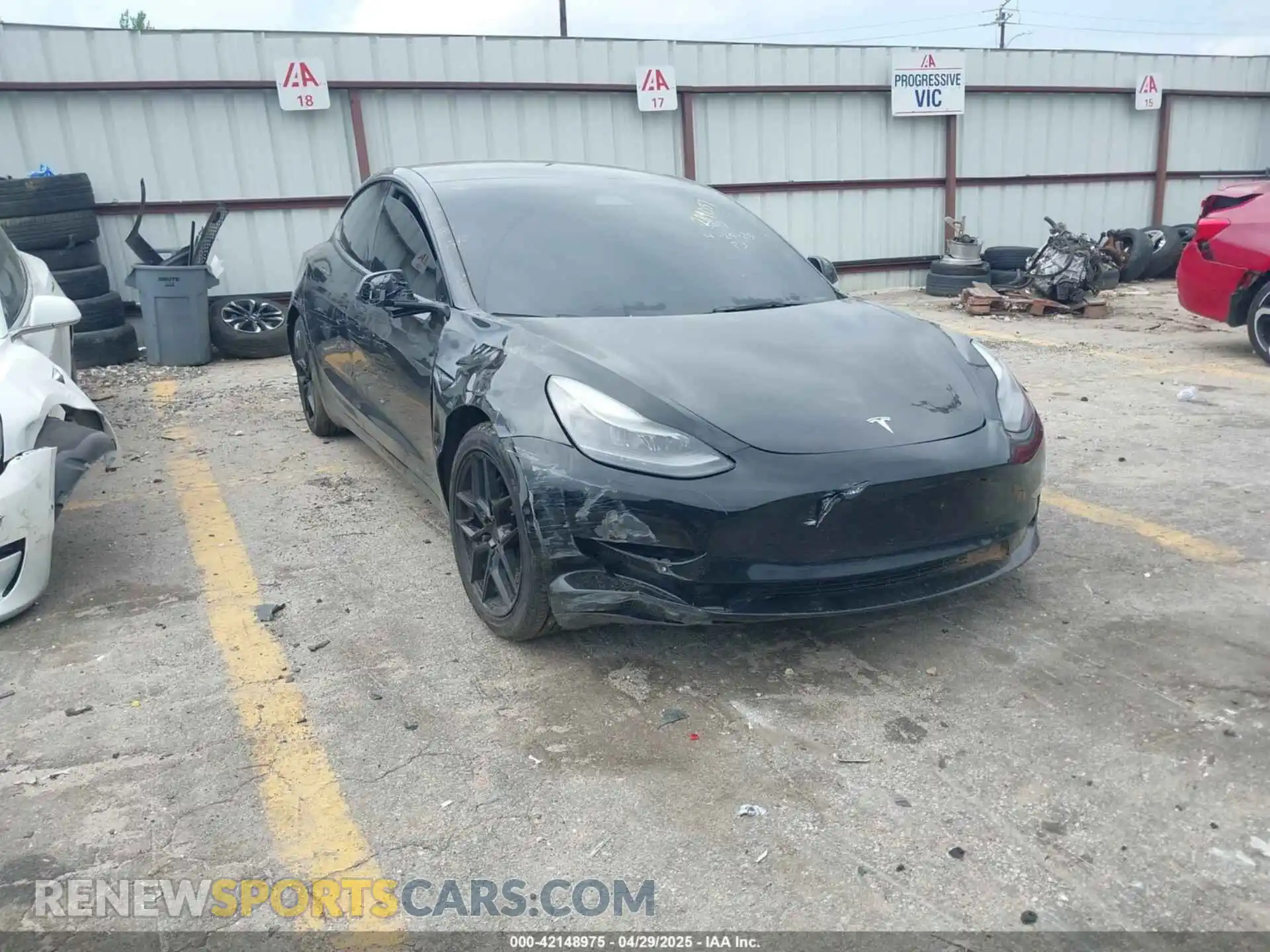 1 Photograph of a damaged car 5YJ3E1EB3NF289057 TESLA MODEL 3 2022