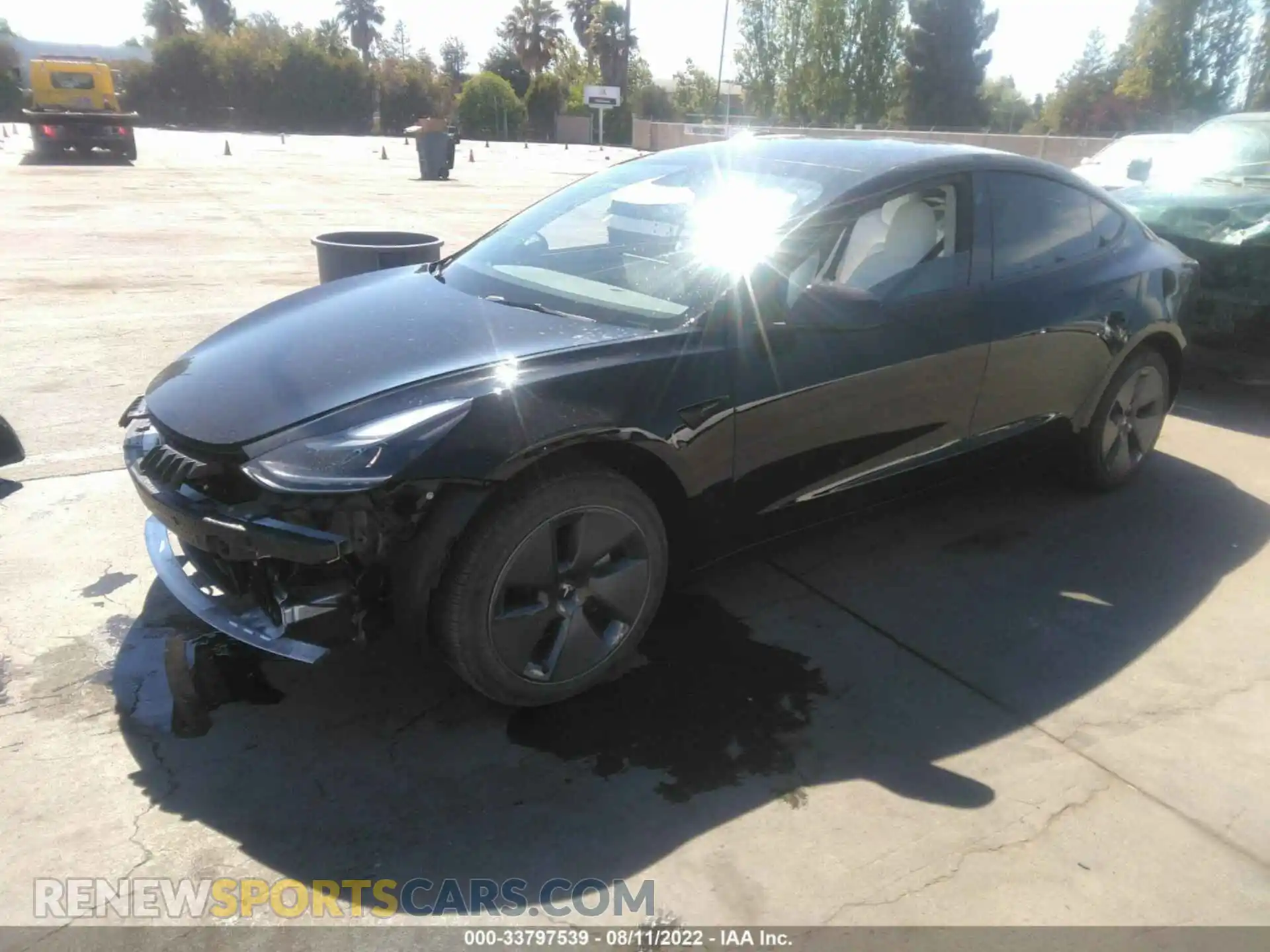 2 Photograph of a damaged car 5YJ3E1EB3NF293688 TESLA MODEL 3 2022