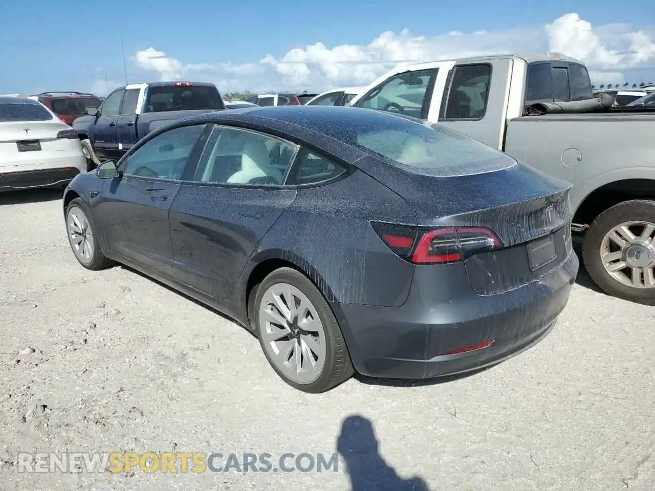 2 Photograph of a damaged car 5YJ3E1EB3NF328634 TESLA MODEL 3 2022