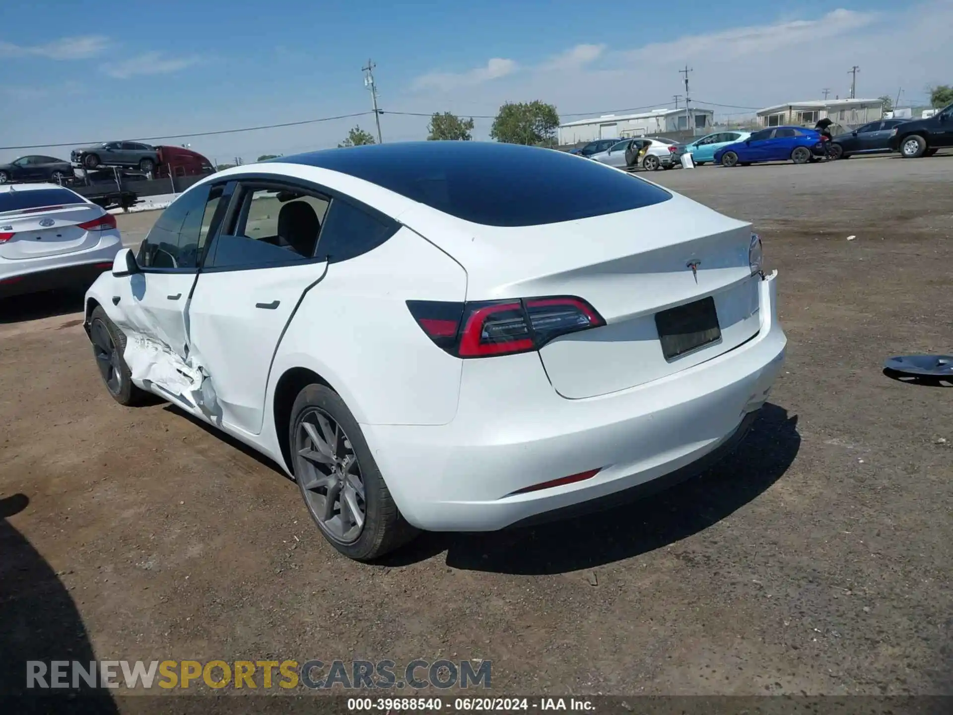 3 Photograph of a damaged car 5YJ3E1EB3NF345949 TESLA MODEL 3 2022