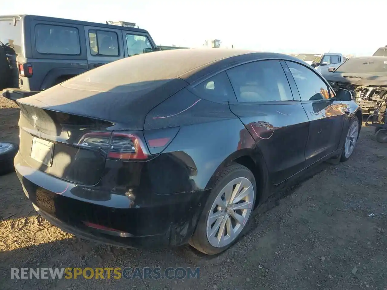 3 Photograph of a damaged car 5YJ3E1EB3NF359513 TESLA MODEL 3 2022