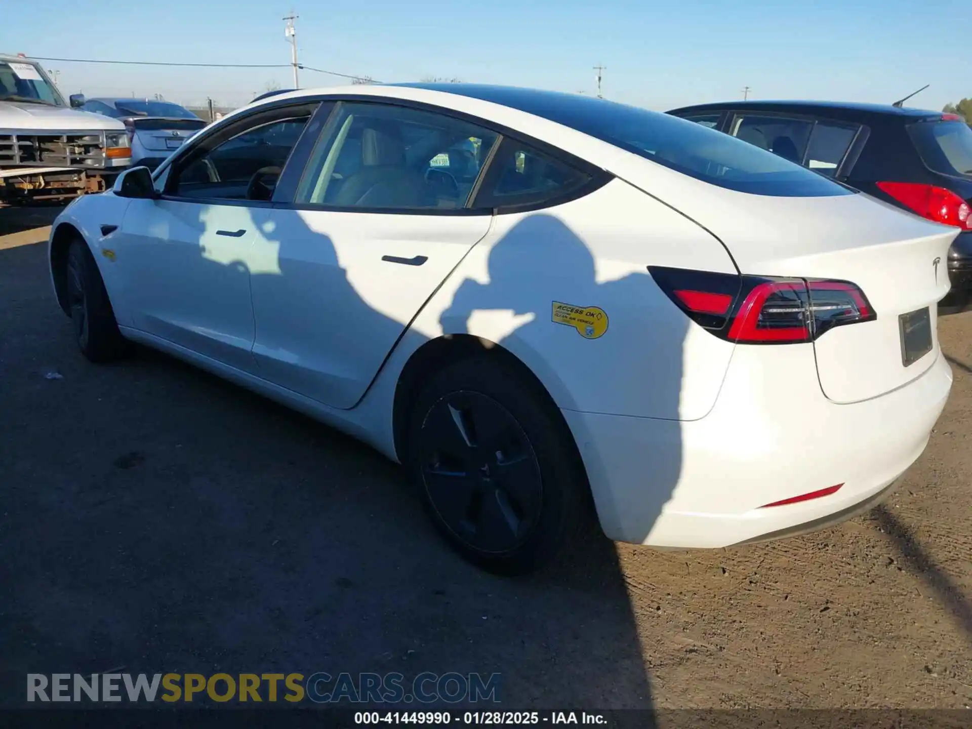 3 Photograph of a damaged car 5YJ3E1EB4NF106748 TESLA MODEL 3 2022