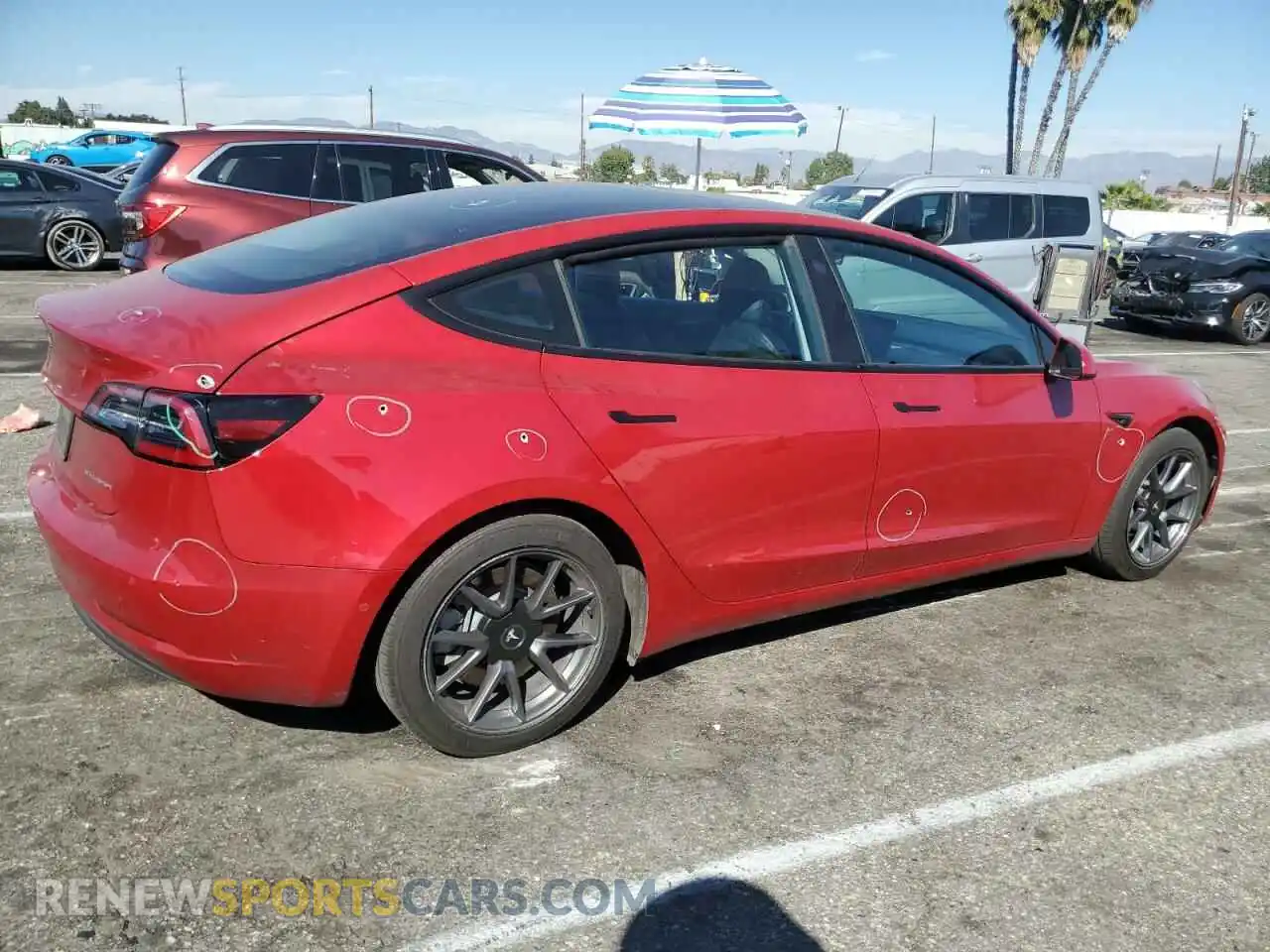 3 fotografías del automóvil dañado 5YJ3E1EB4NF135943 TESLA MODEL 3 2022