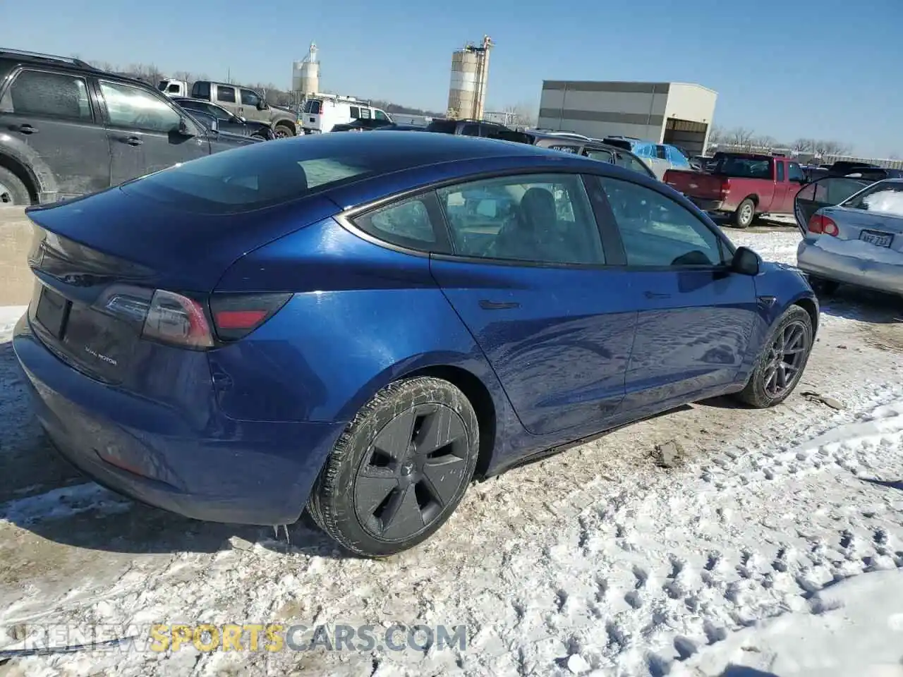 3 Photograph of a damaged car 5YJ3E1EB4NF143606 TESLA MODEL 3 2022