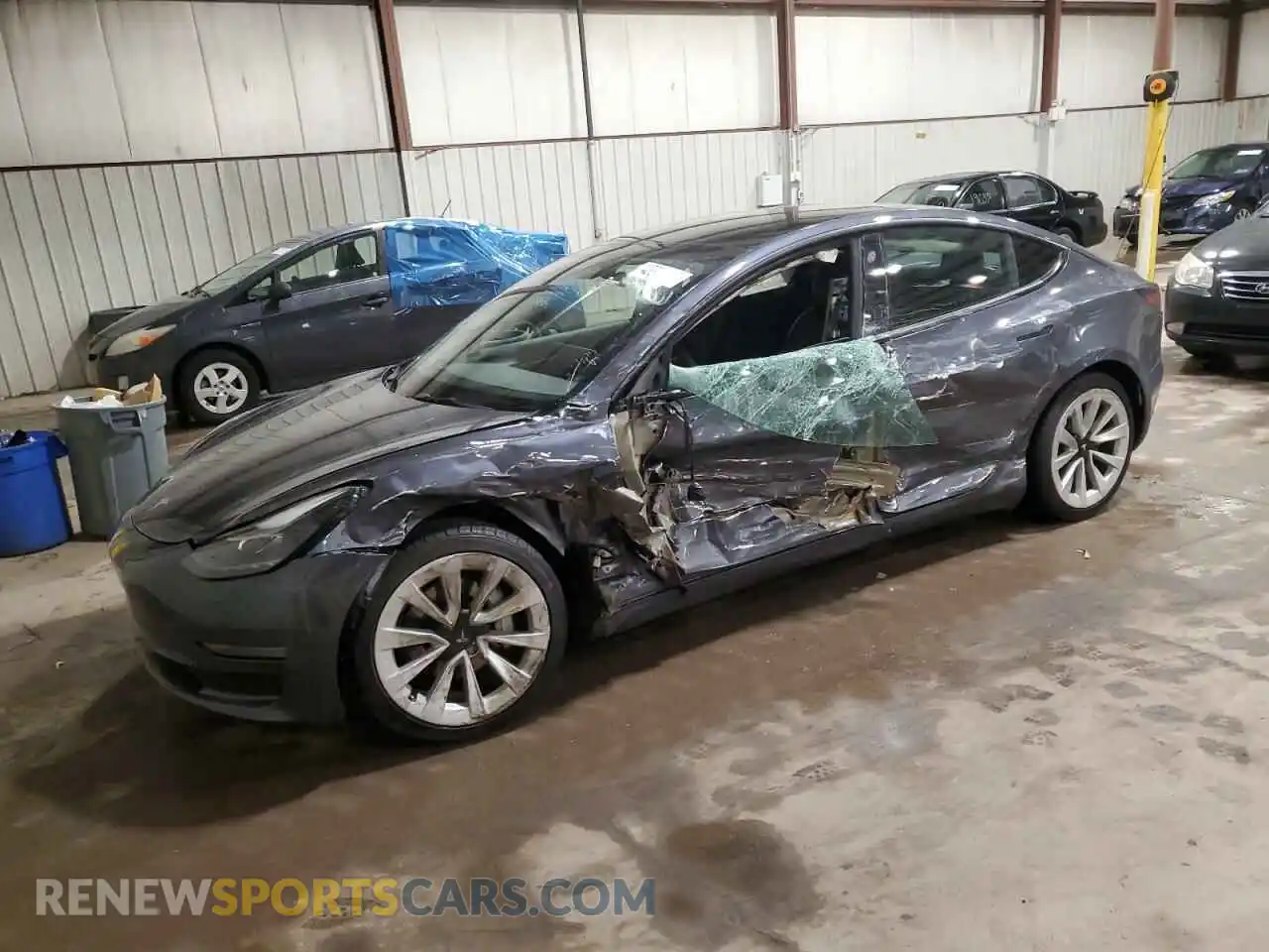 1 Photograph of a damaged car 5YJ3E1EB4NF185130 TESLA MODEL 3 2022