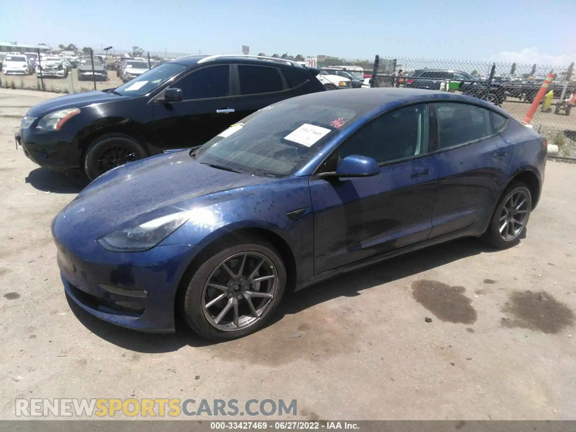 2 Photograph of a damaged car 5YJ3E1EB4NF196824 TESLA MODEL 3 2022