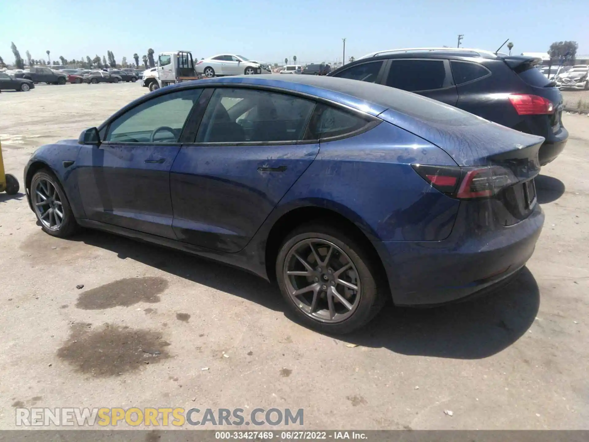 3 Photograph of a damaged car 5YJ3E1EB4NF196824 TESLA MODEL 3 2022