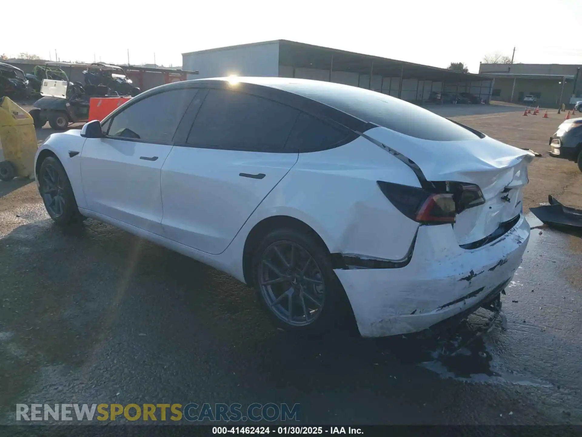 3 Photograph of a damaged car 5YJ3E1EB4NF230843 TESLA MODEL 3 2022