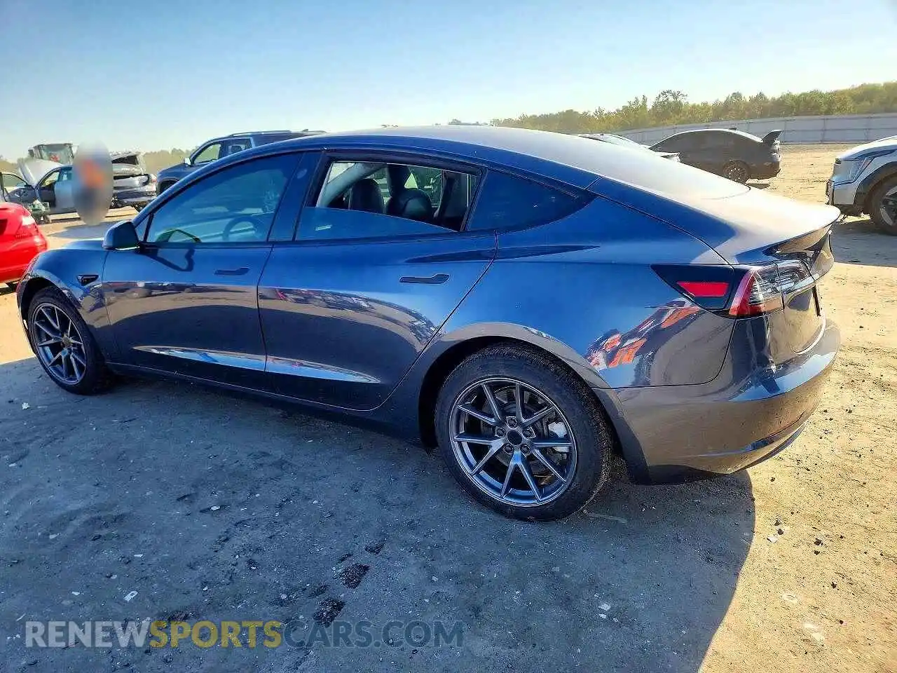 2 Photograph of a damaged car 5YJ3E1EB4NF247254 TESLA MODEL 3 2022