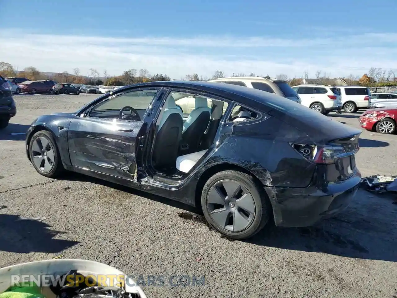 2 Photograph of a damaged car 5YJ3E1EB4NF269271 TESLA MODEL 3 2022