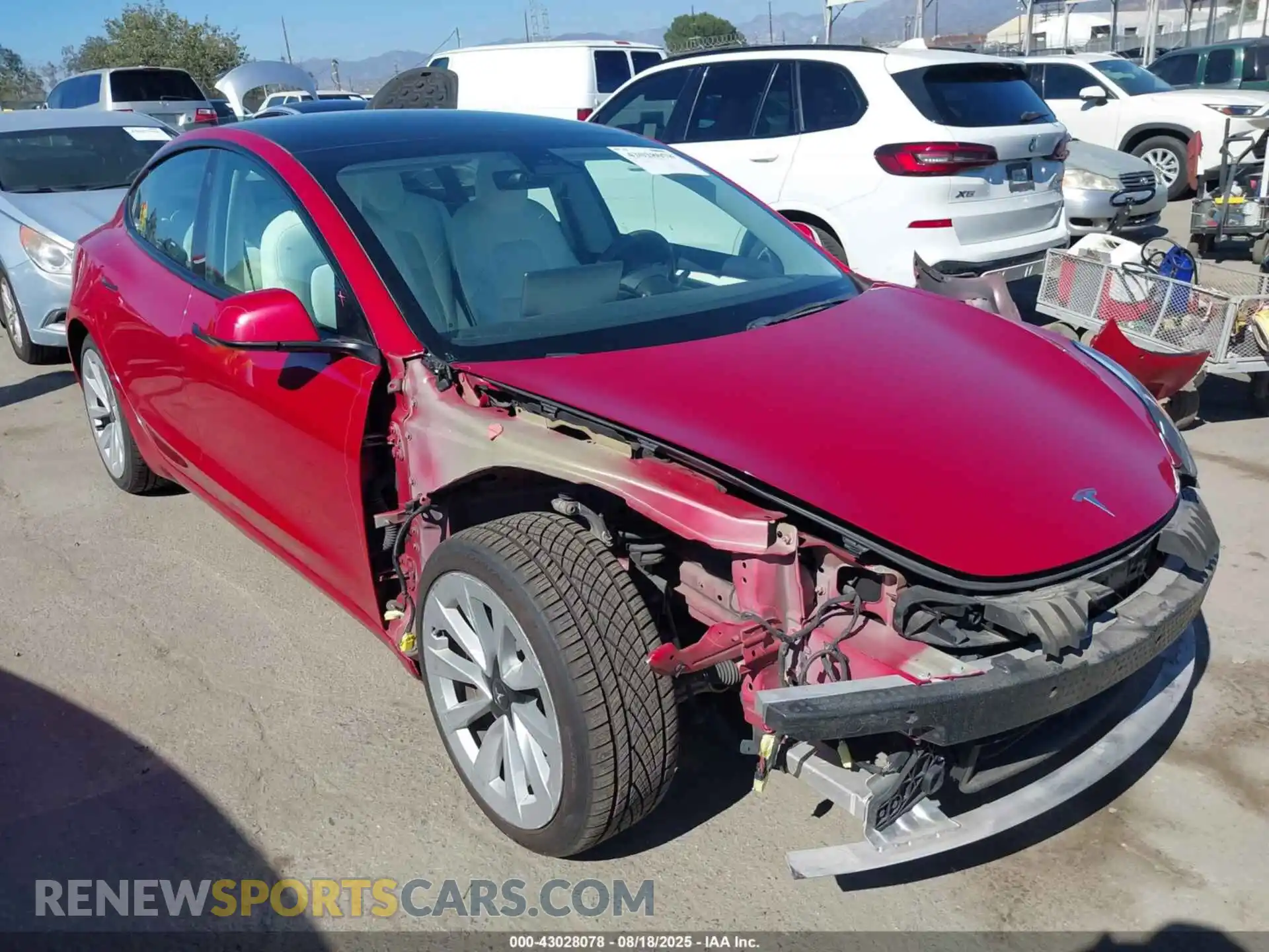 1 Photograph of a damaged car 5YJ3E1EB4NF269643 TESLA MODEL 3 2022