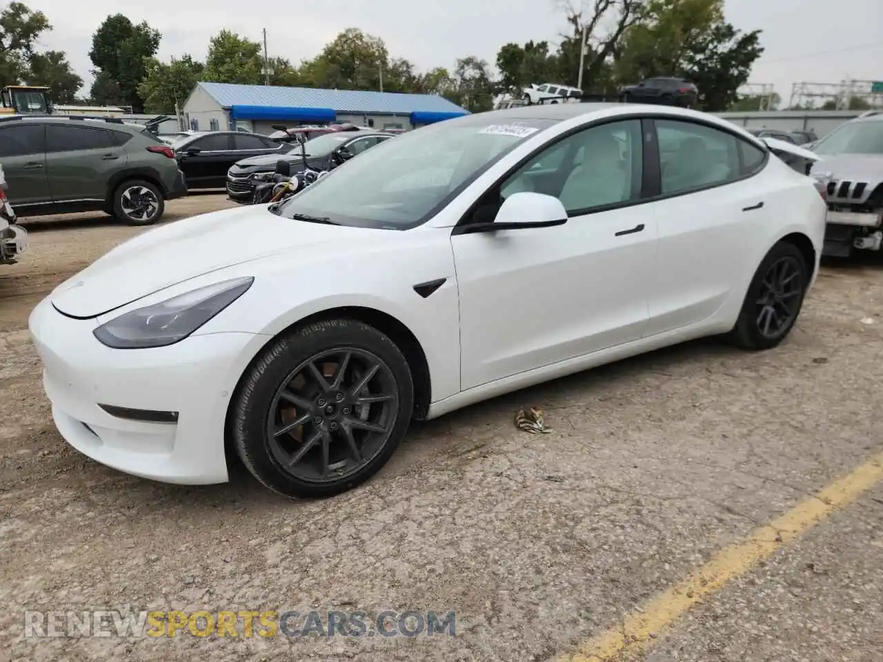 1 Photograph of a damaged car 5YJ3E1EB5NF101154 TESLA MODEL 3 2022