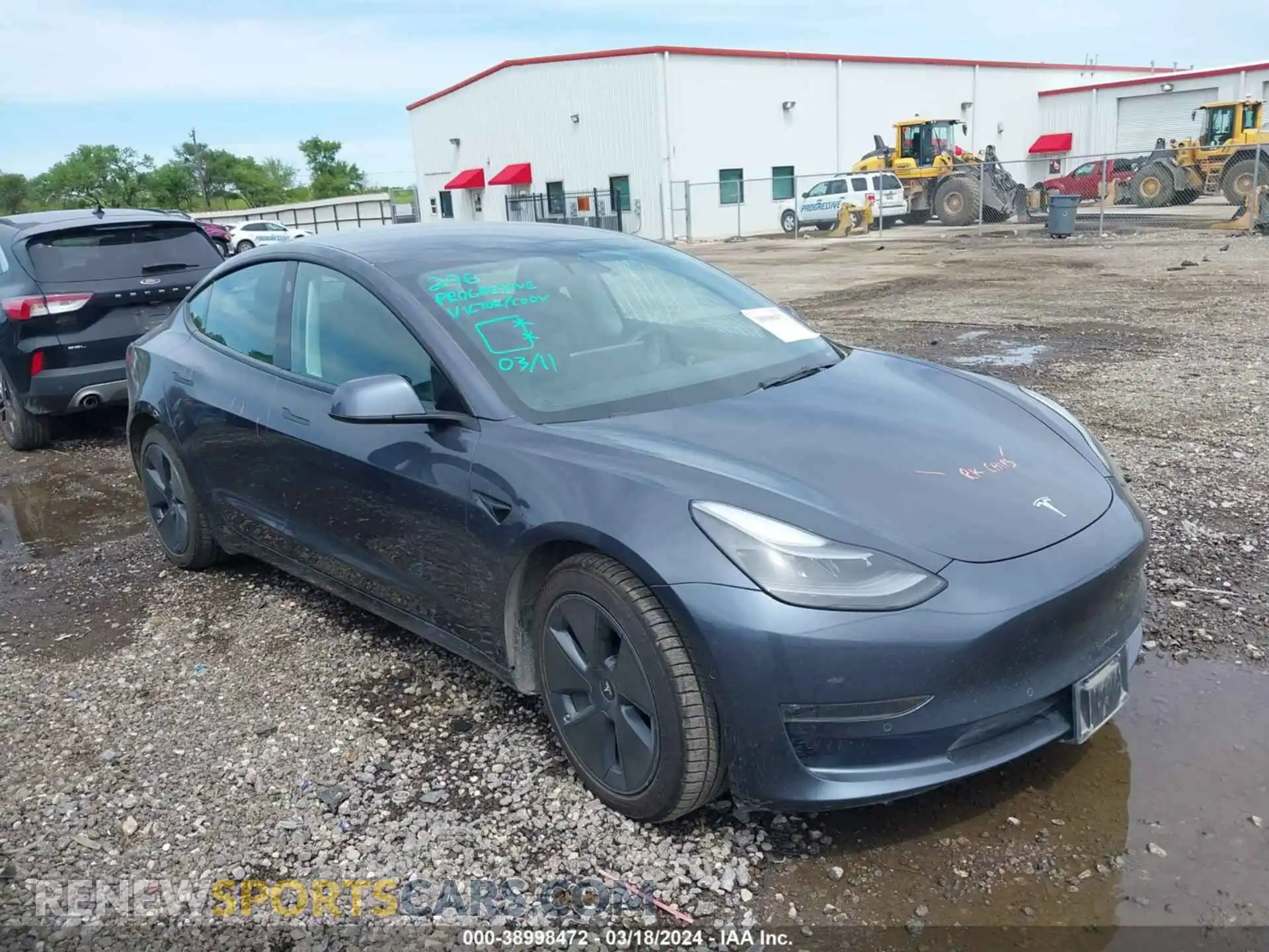 1 Photograph of a damaged car 5YJ3E1EB5NF113188 TESLA MODEL 3 2022