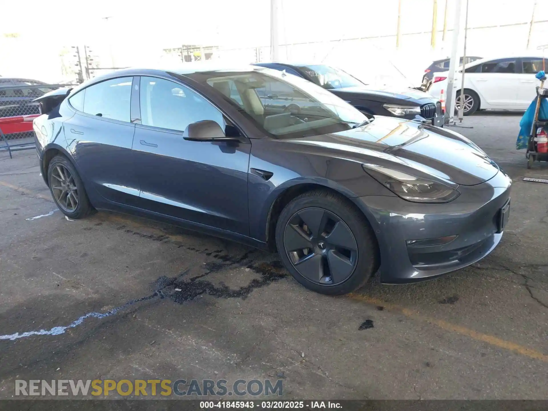 1 Photograph of a damaged car 5YJ3E1EB5NF126104 TESLA MODEL 3 2022