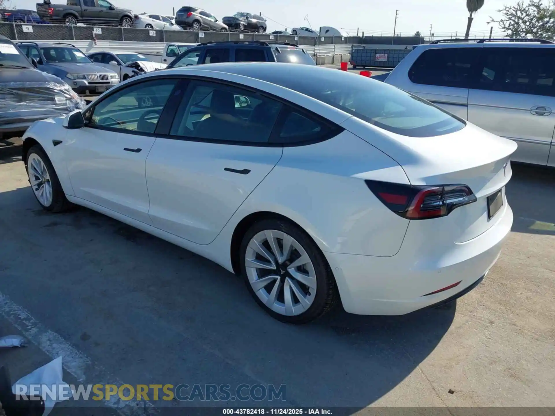 3 Photograph of a damaged car 5YJ3E1EB5NF145591 TESLA MODEL 3 2022