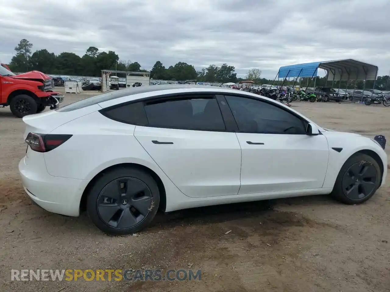 3 Photograph of a damaged car 5YJ3E1EB5NF151648 TESLA MODEL 3 2022
