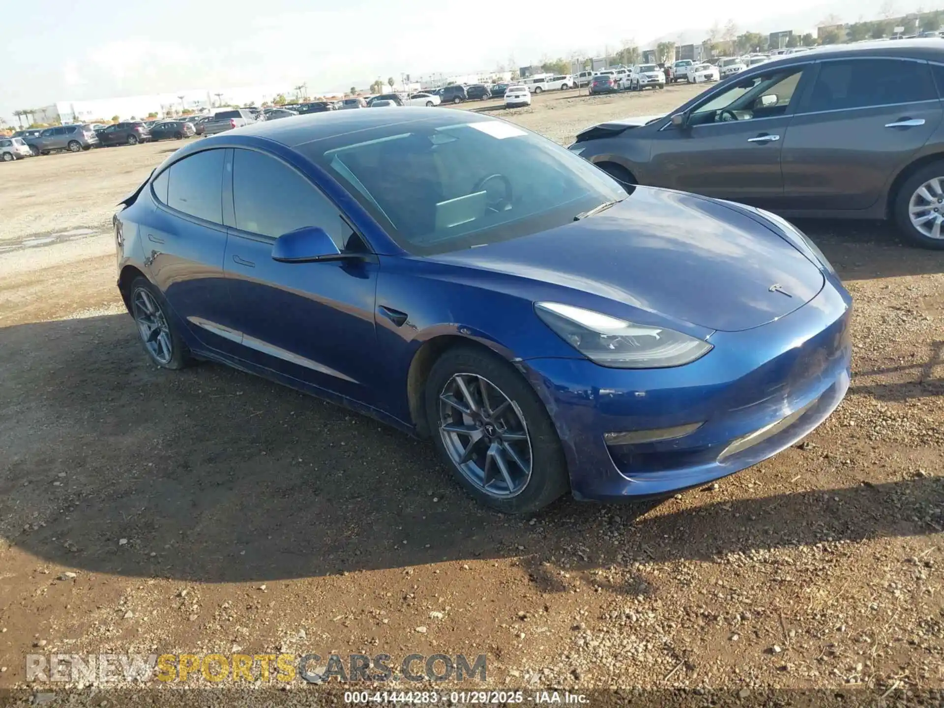 1 Photograph of a damaged car 5YJ3E1EB5NF152217 TESLA MODEL 3 2022