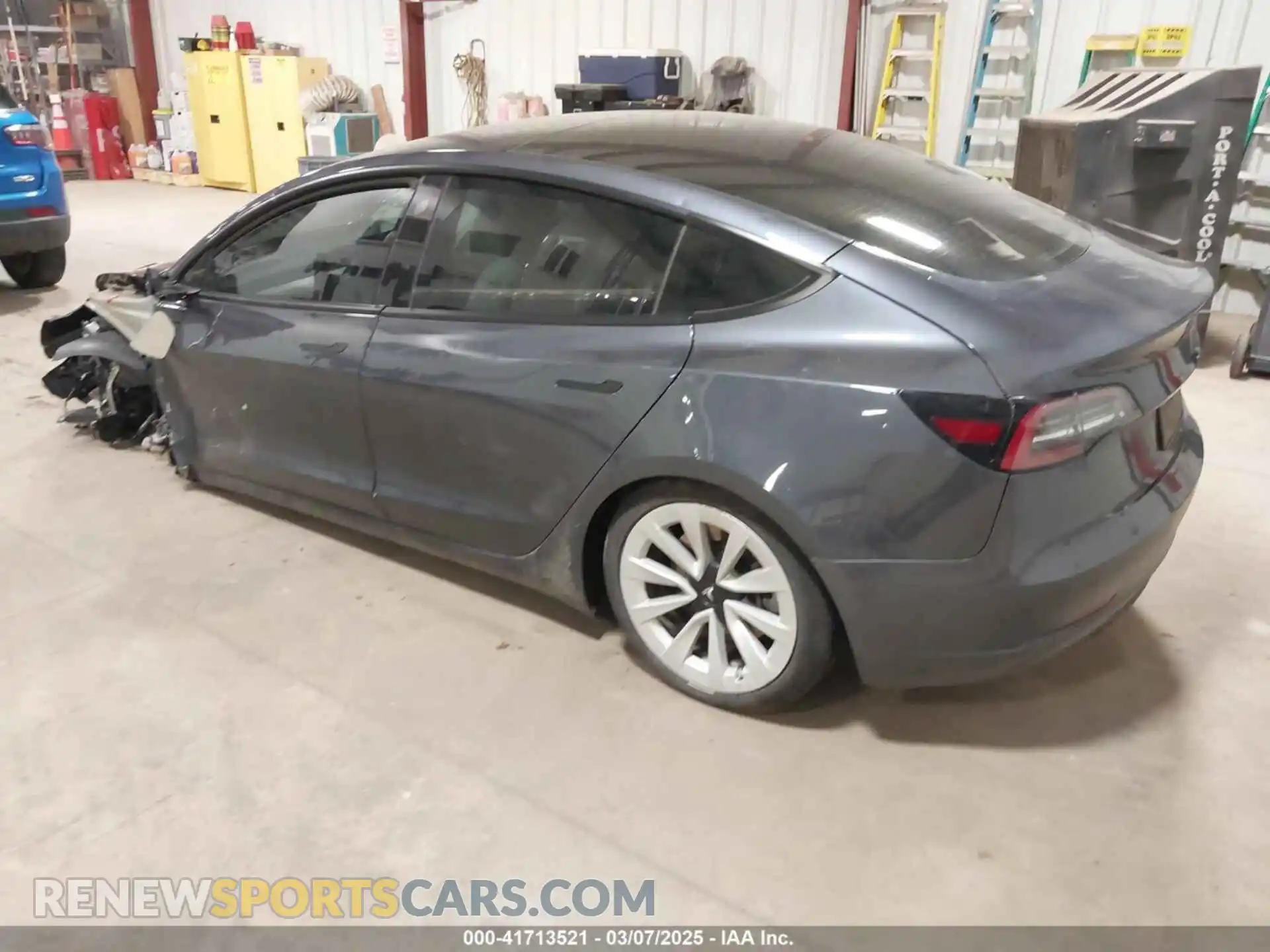3 Photograph of a damaged car 5YJ3E1EB5NF155330 TESLA MODEL 3 2022