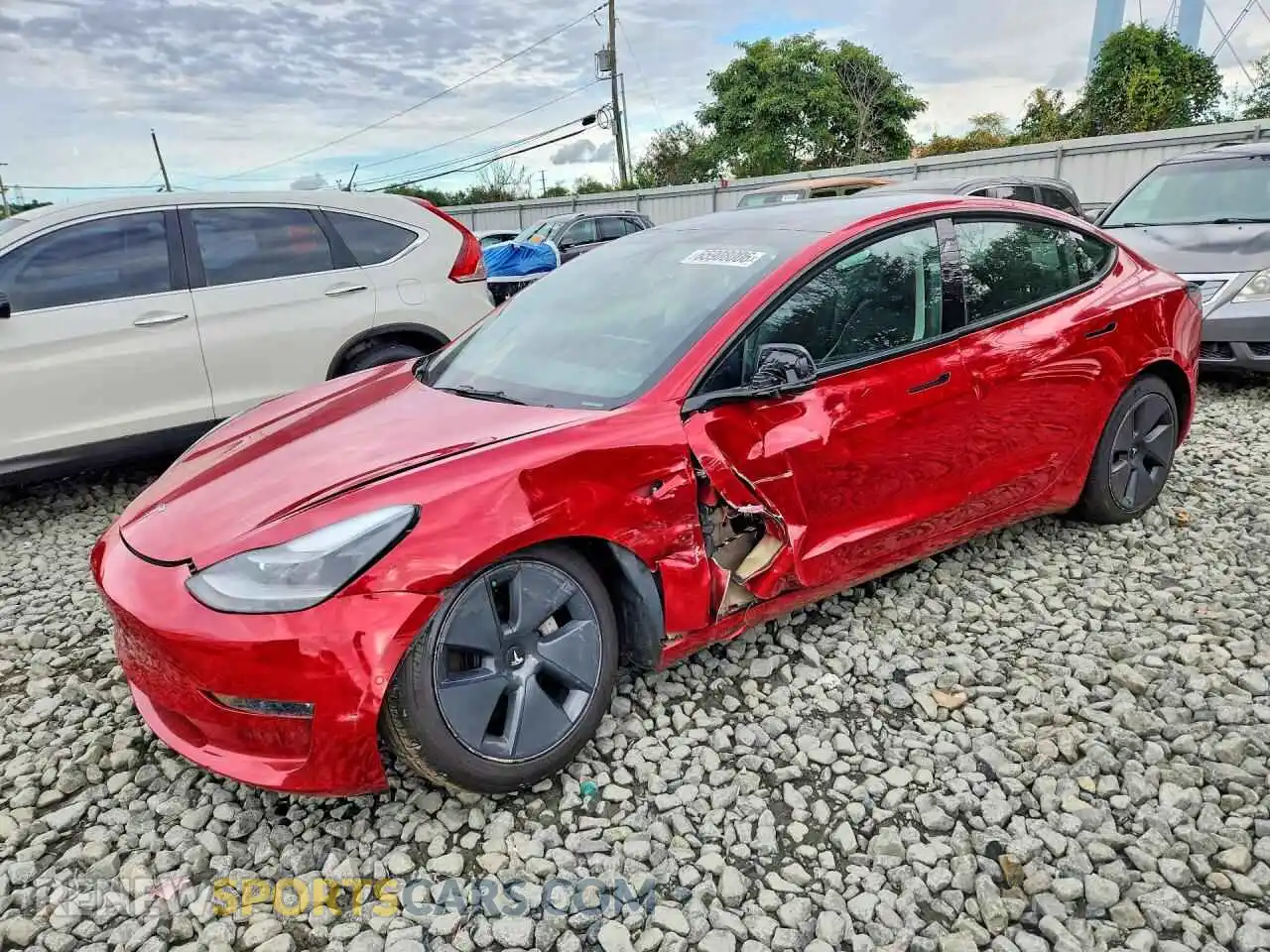 1 Photograph of a damaged car 5YJ3E1EB5NF173374 TESLA MODEL 3 2022
