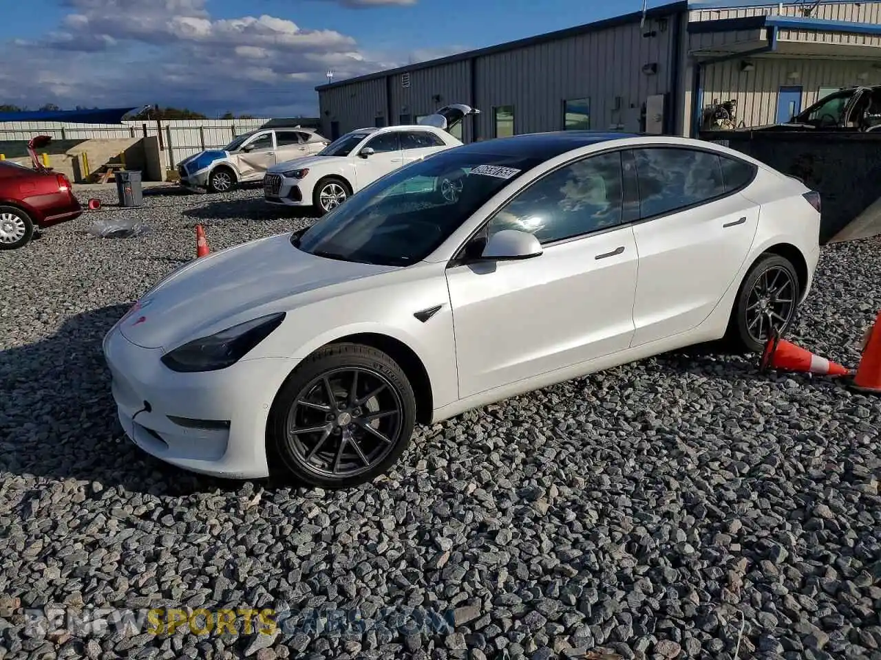 1 Photograph of a damaged car 5YJ3E1EB5NF183158 TESLA MODEL 3 2022