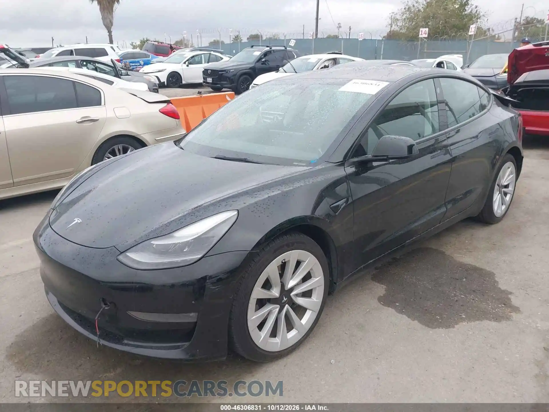 2 Photograph of a damaged car 5YJ3E1EB5NF195360 TESLA MODEL 3 2022