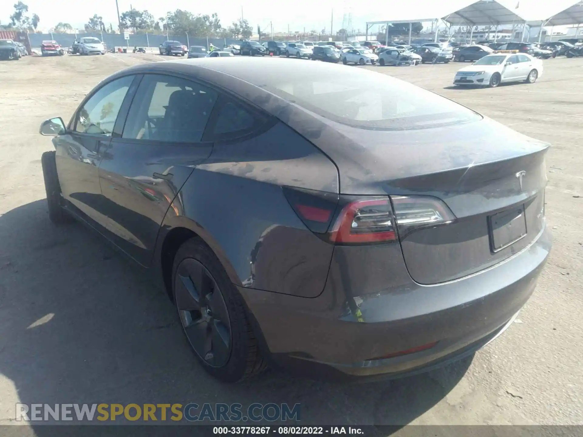 3 Photograph of a damaged car 5YJ3E1EB5NF199442 TESLA MODEL 3 2022