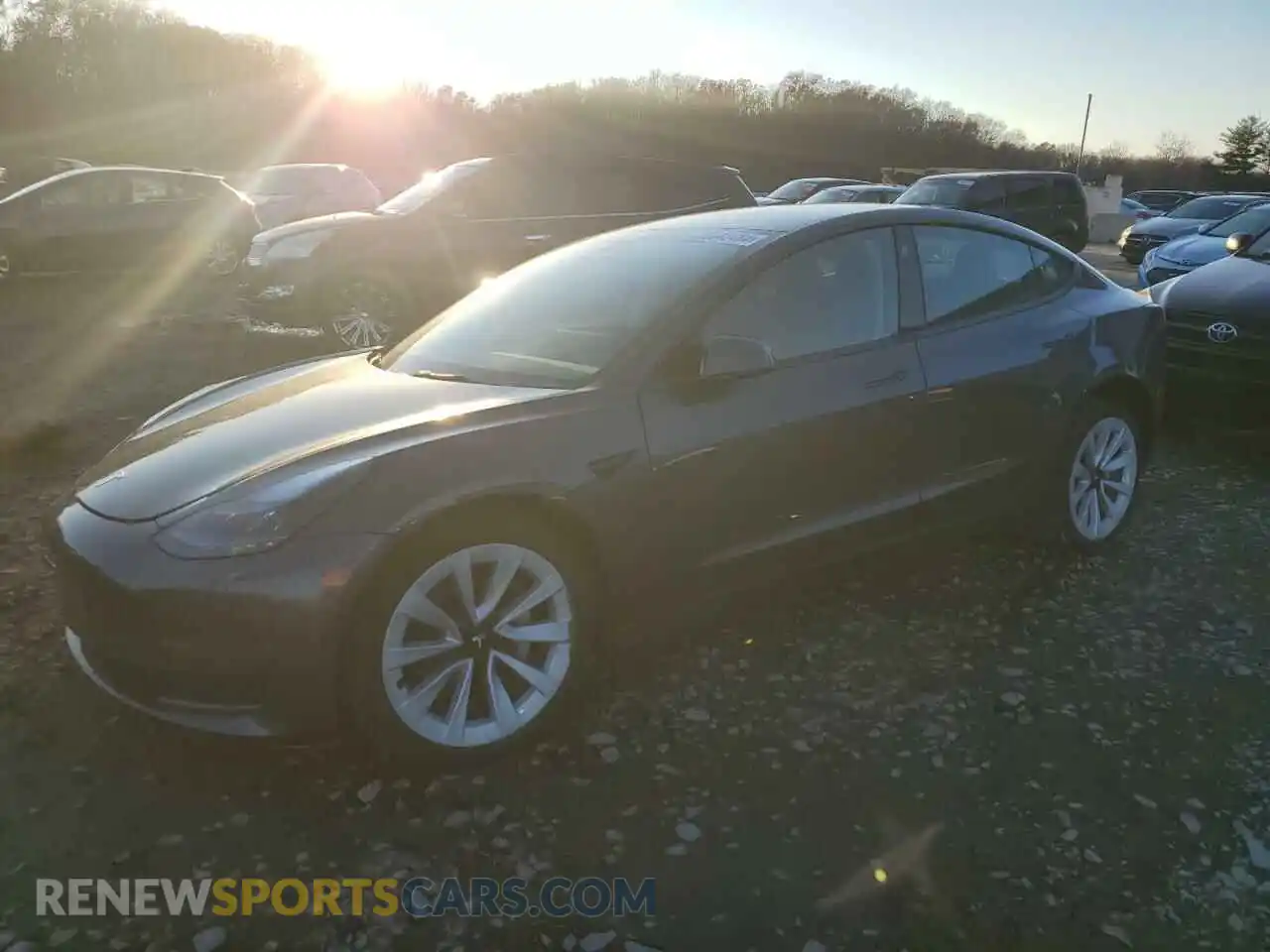 1 Photograph of a damaged car 5YJ3E1EB5NF204025 TESLA MODEL 3 2022
