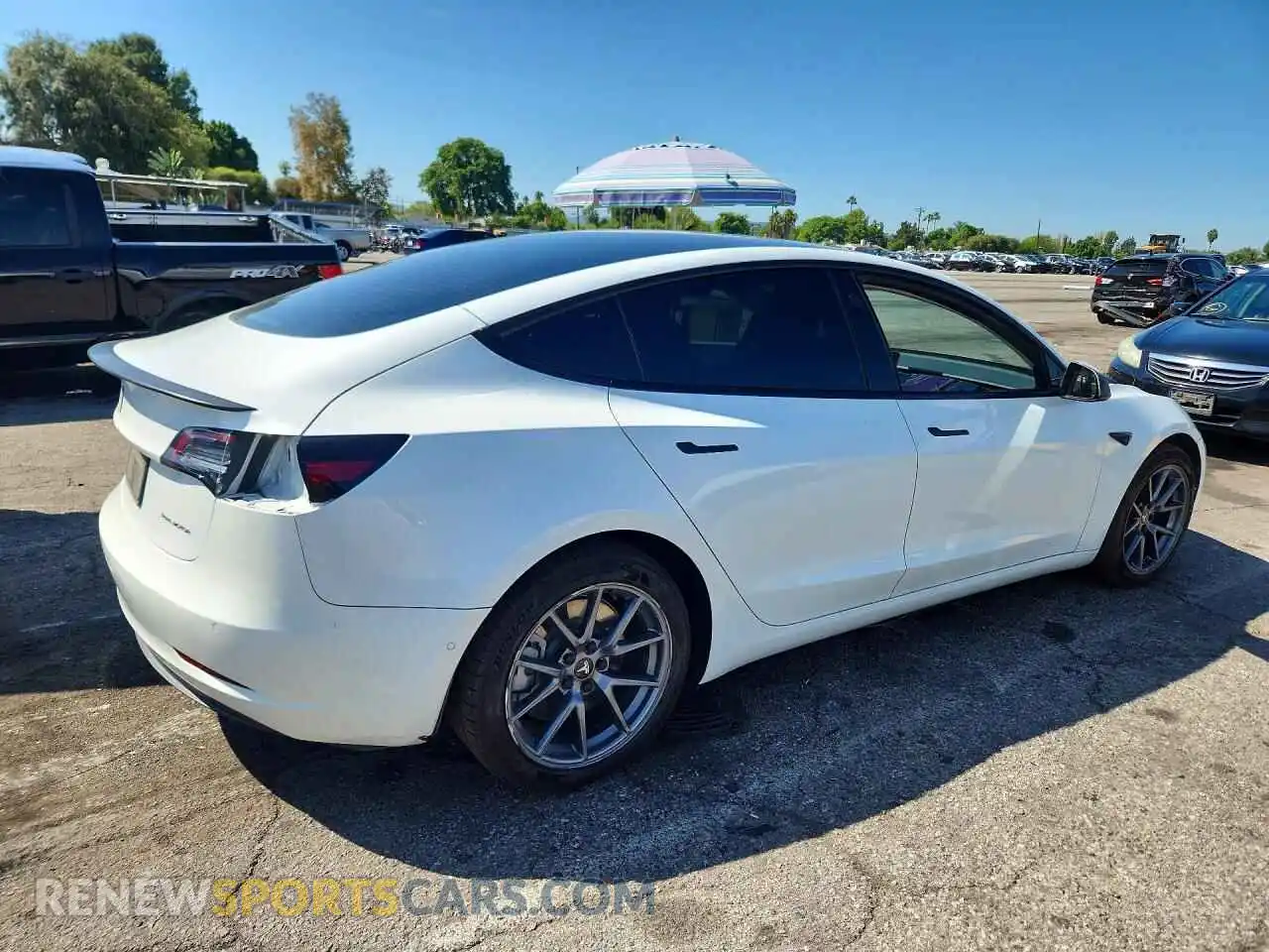 3 Фотография поврежденного автомобиля 5YJ3E1EB5NF206423 TESLA MODEL 3 2022