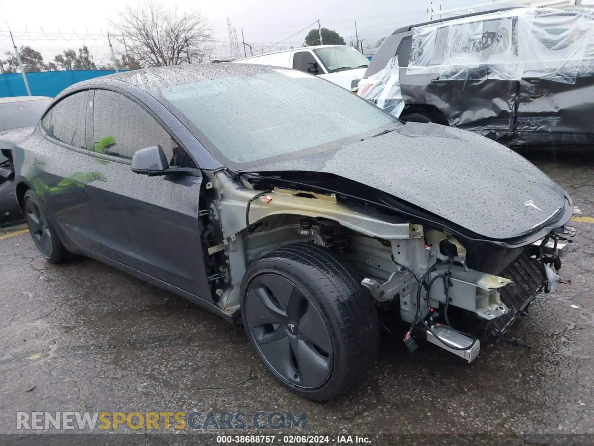 1 Photograph of a damaged car 5YJ3E1EB5NF221990 TESLA MODEL 3 2022