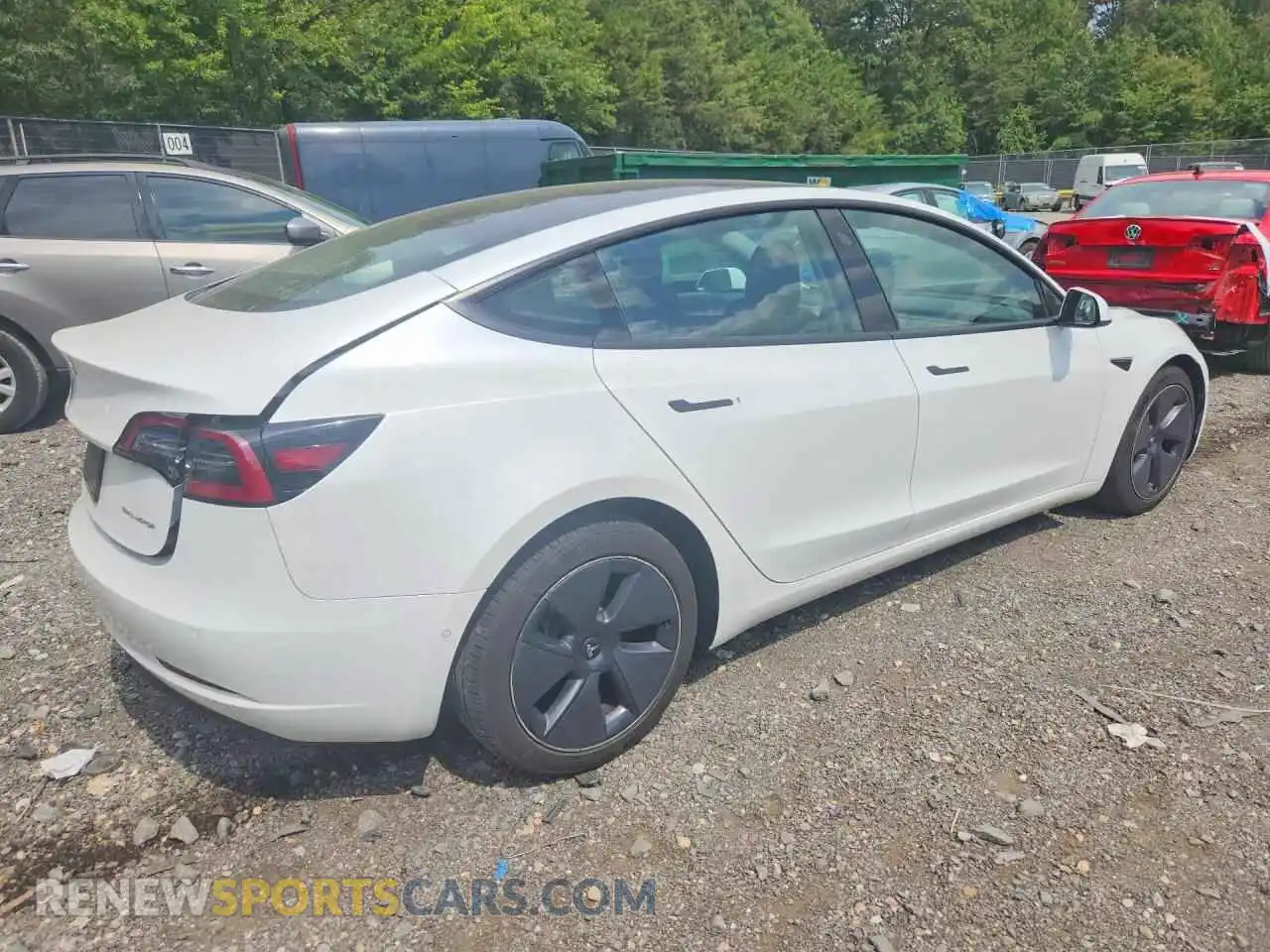 3 Photograph of a damaged car 5YJ3E1EB5NF246288 TESLA MODEL 3 2022