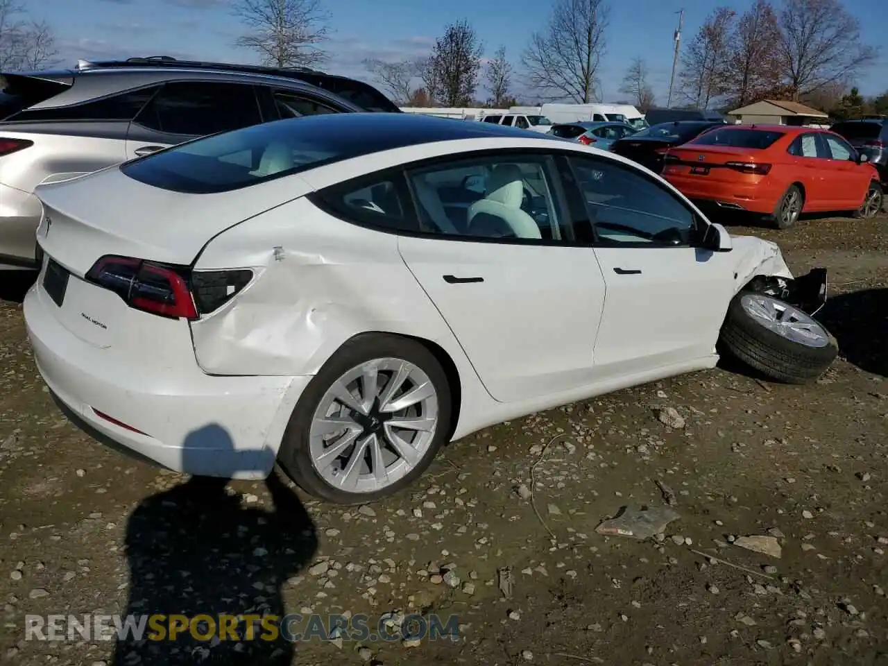 3 Photograph of a damaged car 5YJ3E1EB5NF253340 TESLA MODEL 3 2022