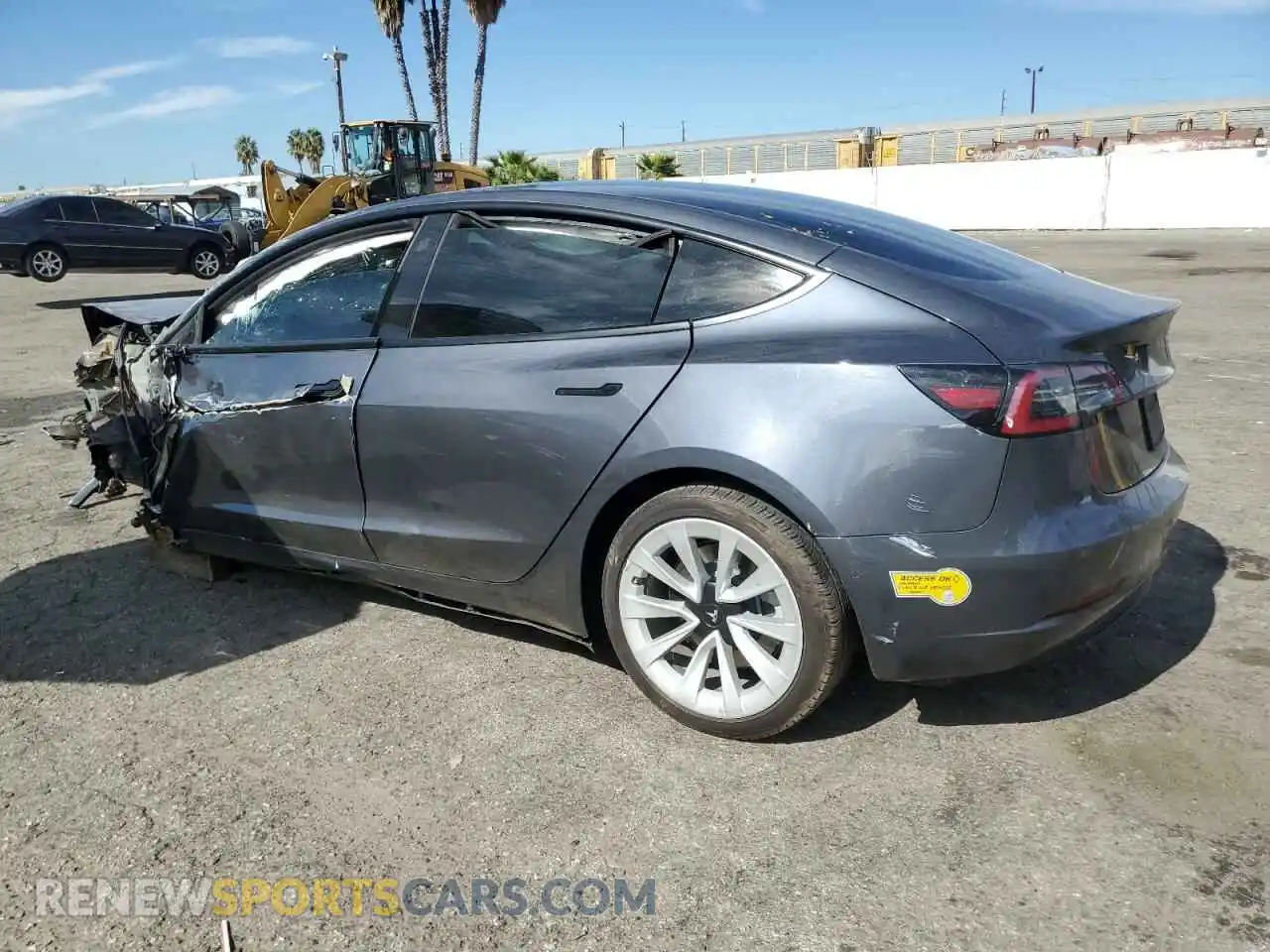 2 Photograph of a damaged car 5YJ3E1EB5NF253600 TESLA MODEL 3 2022
