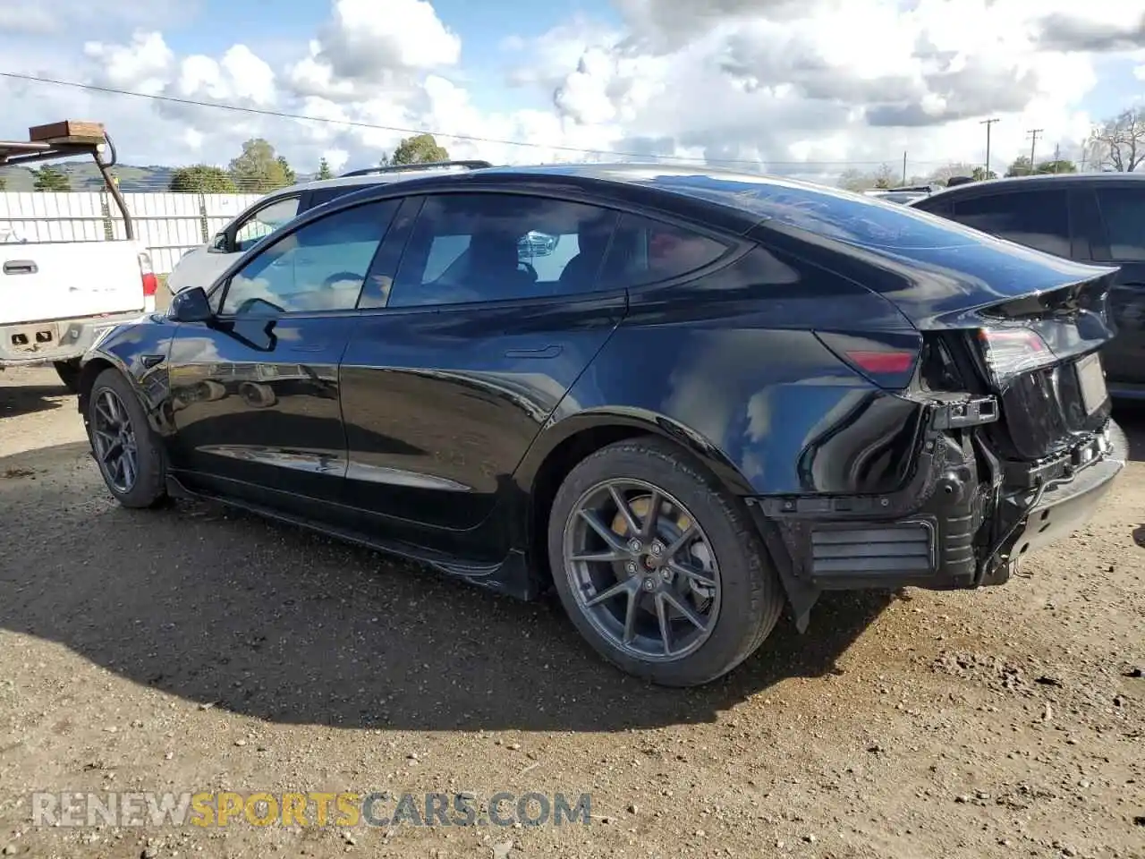 2 Photograph of a damaged car 5YJ3E1EB5NF257419 TESLA MODEL 3 2022