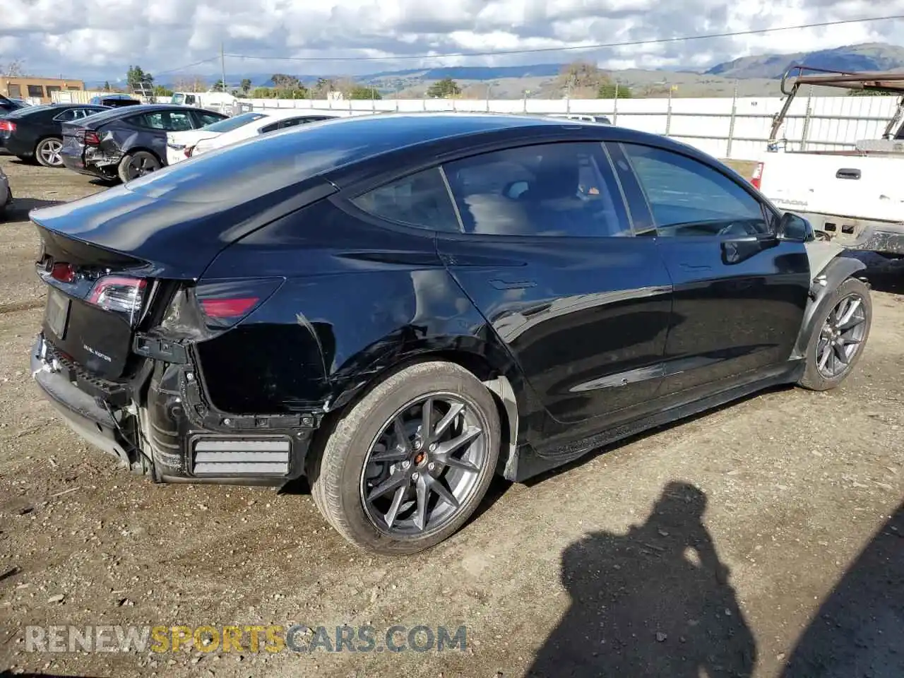 3 Photograph of a damaged car 5YJ3E1EB5NF257419 TESLA MODEL 3 2022