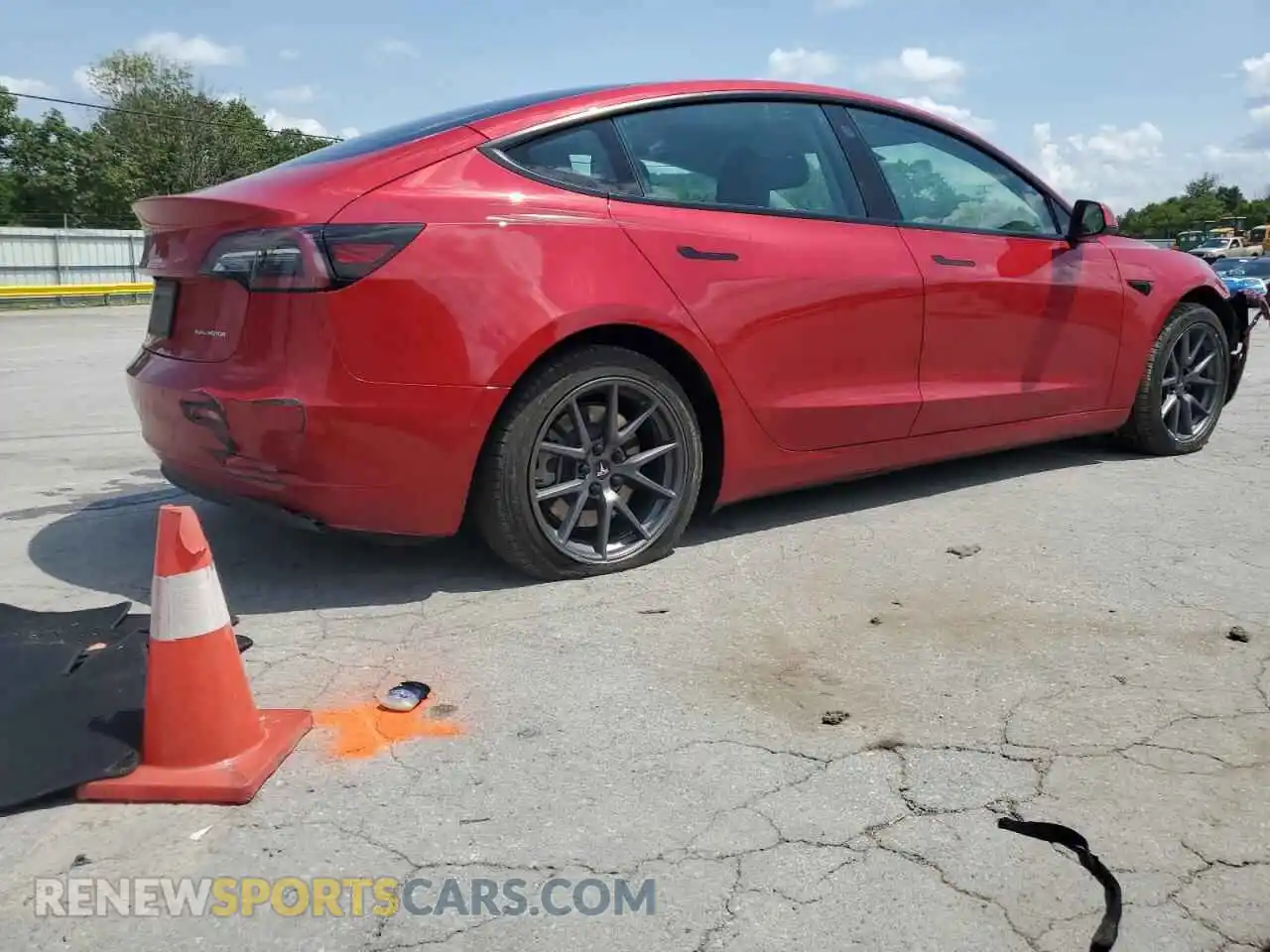 3 Photograph of a damaged car 5YJ3E1EB5NF267660 TESLA MODEL 3 2022