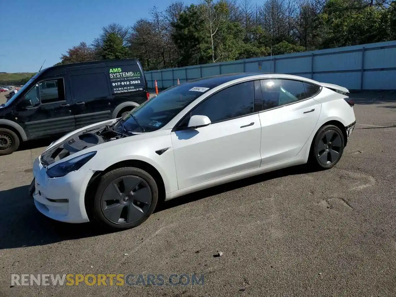 1 Photograph of a damaged car 5YJ3E1EB5NF270669 TESLA MODEL 3 2022