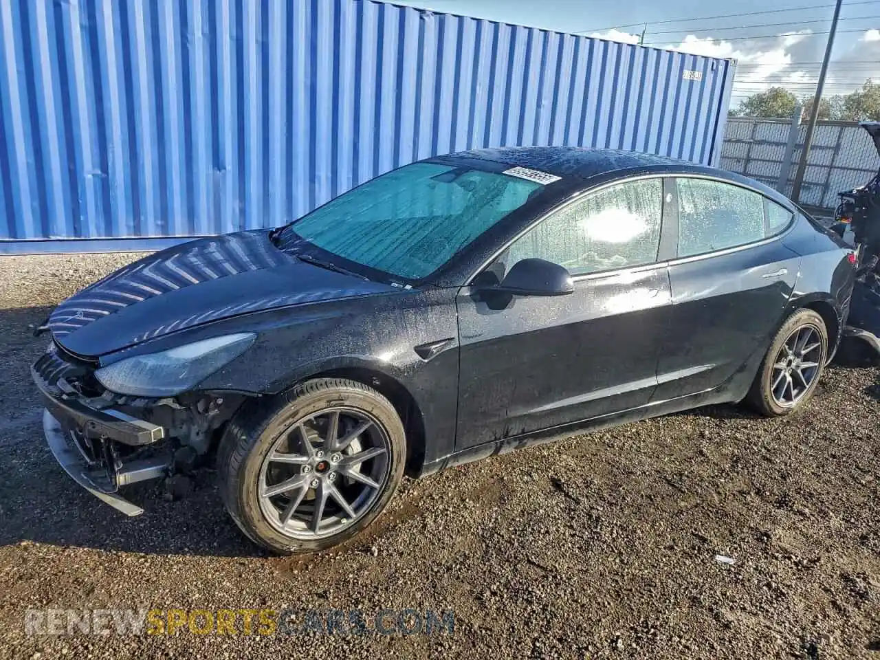 1 Photograph of a damaged car 5YJ3E1EB5NF285592 TESLA MODEL 3 2022