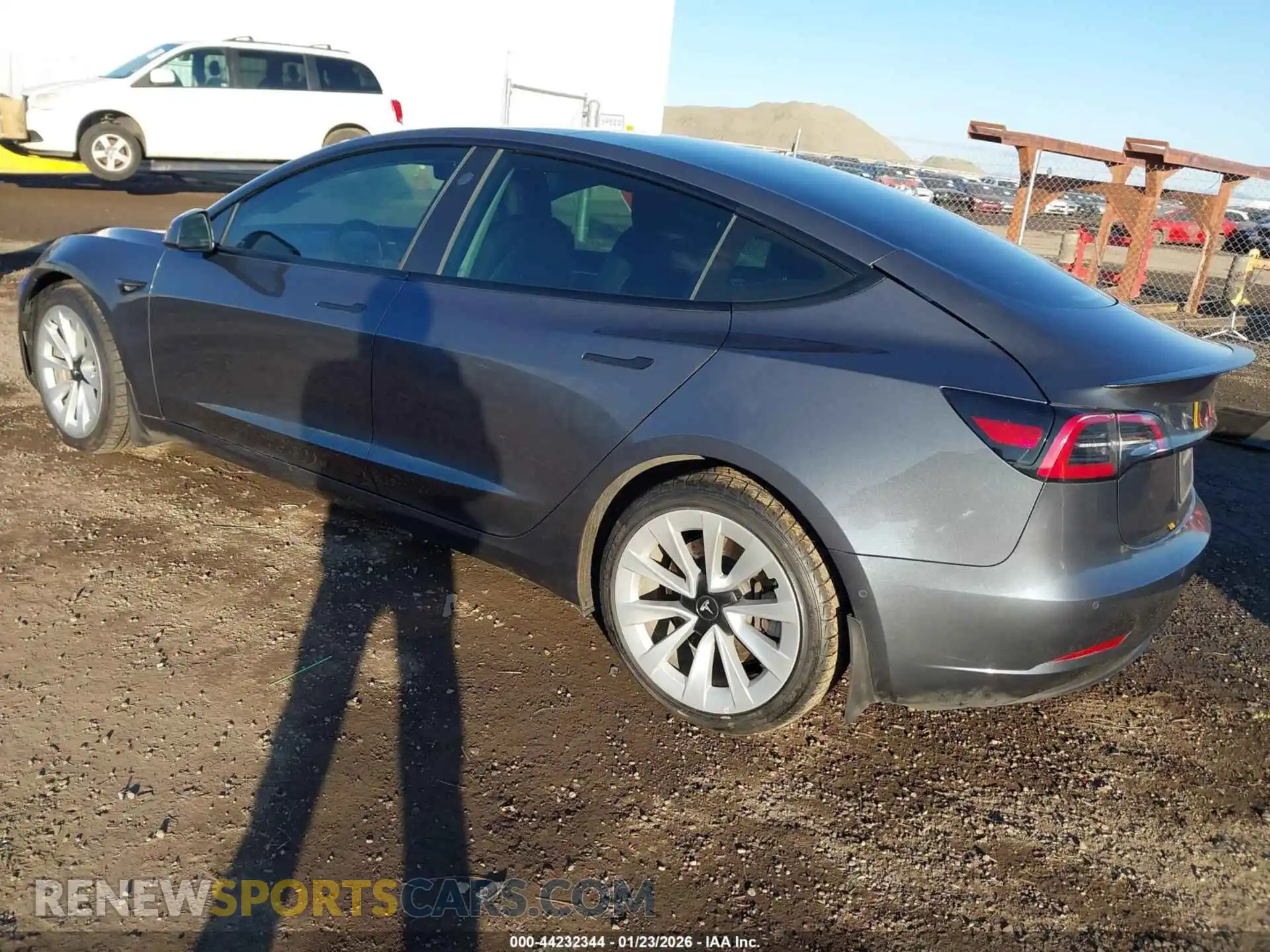 3 Photograph of a damaged car 5YJ3E1EB5NF337559 TESLA MODEL 3 2022