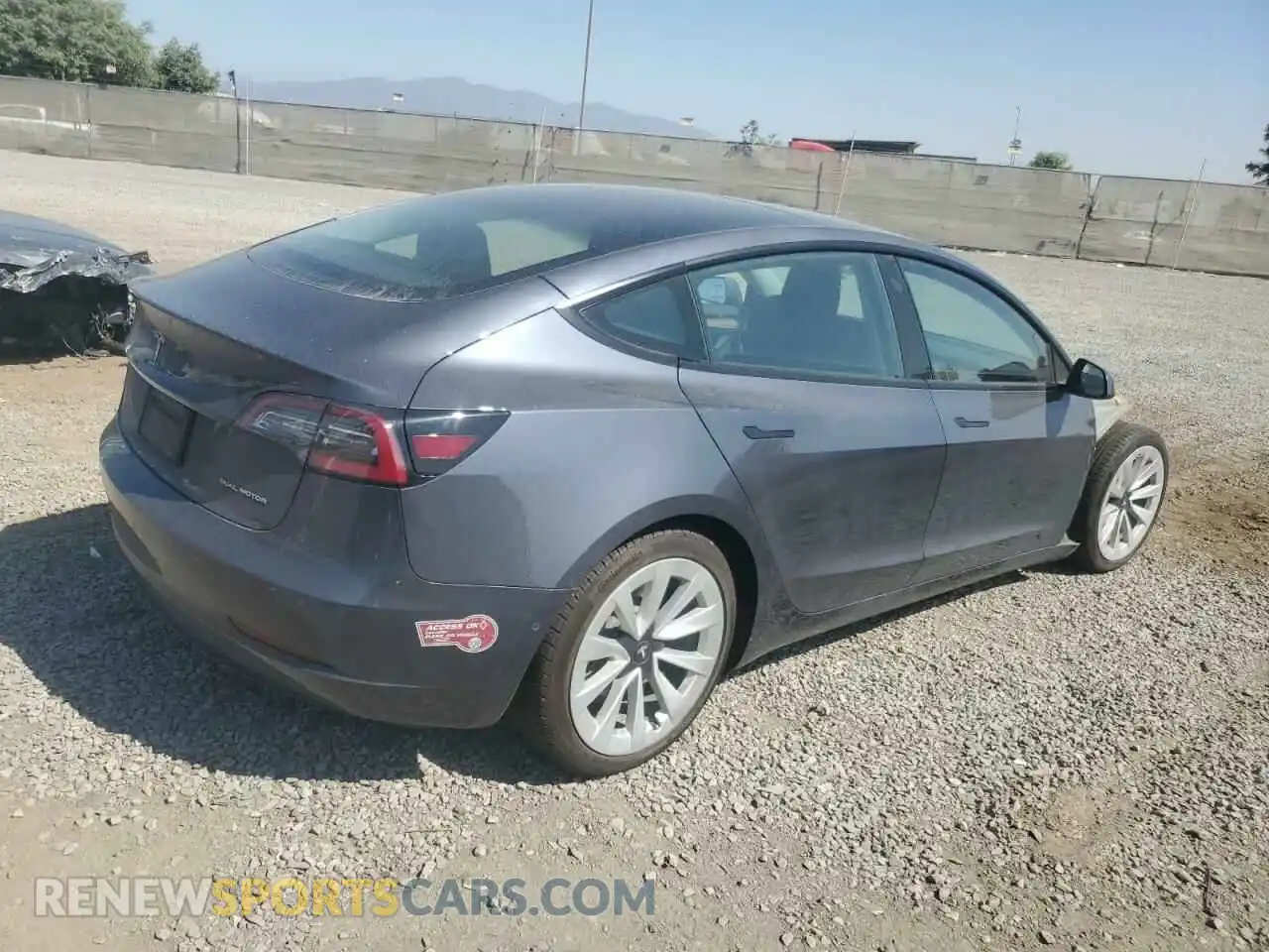 3 Photograph of a damaged car 5YJ3E1EB5NF350473 TESLA MODEL 3 2022