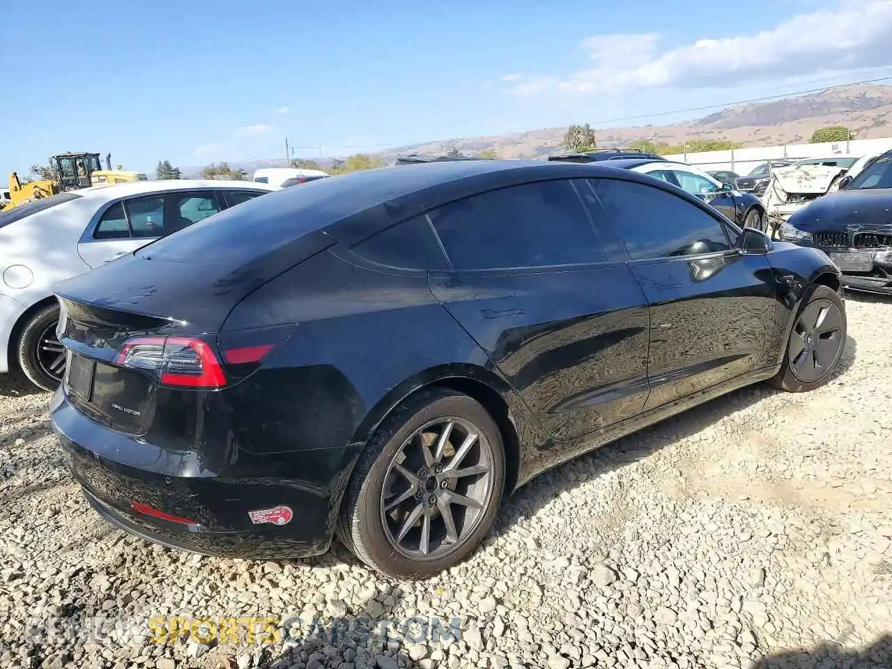 3 Photograph of a damaged car 5YJ3E1EB5NF363112 TESLA MODEL 3 2022