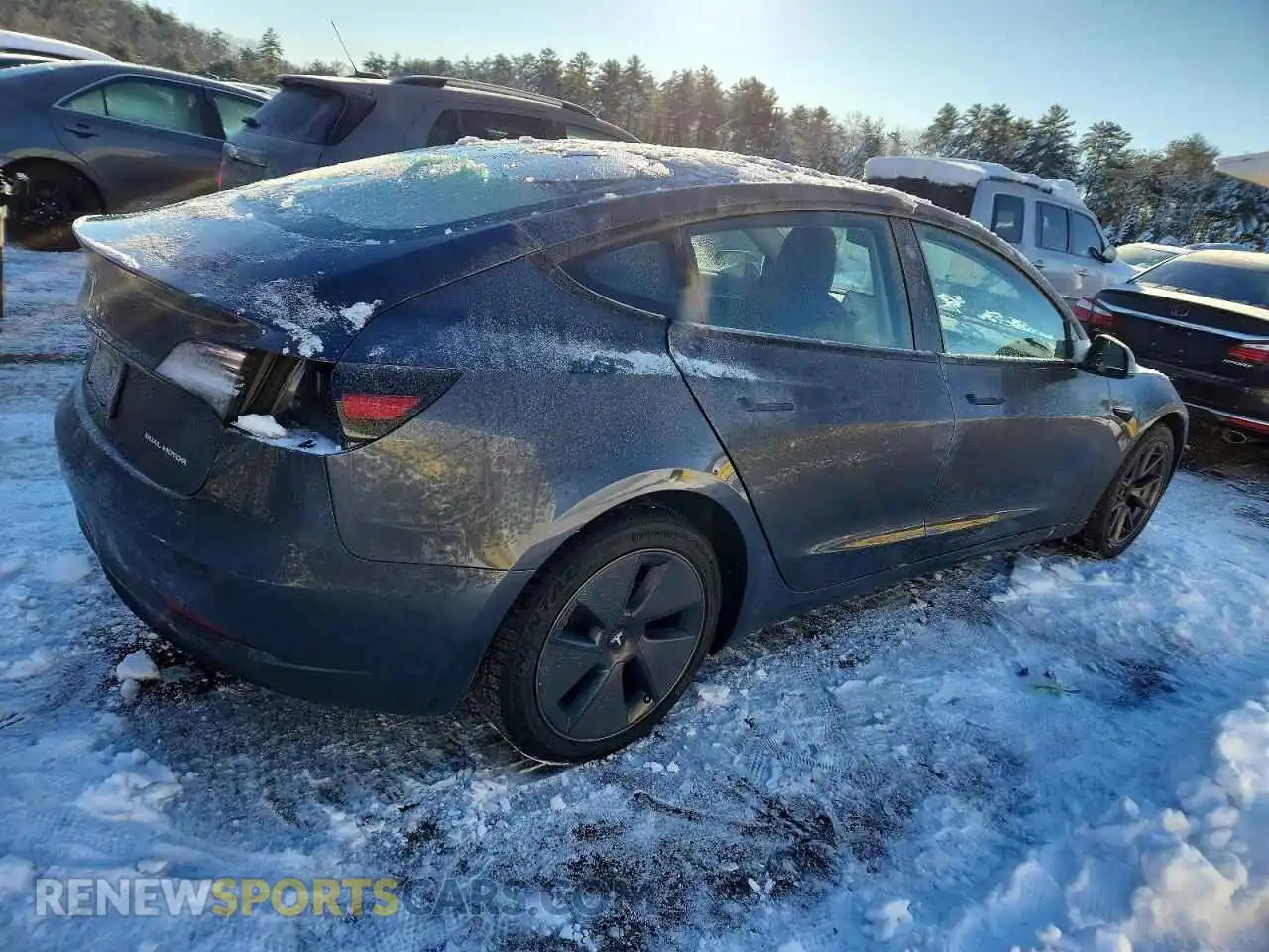 3 Photograph of a damaged car 5YJ3E1EB6NF153165 TESLA MODEL 3 2022