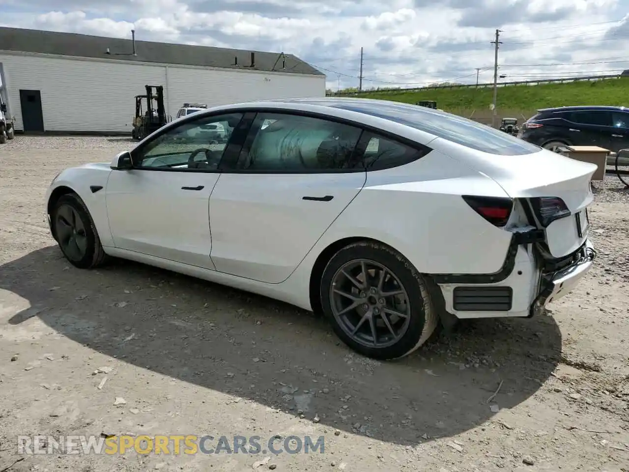 2 Photograph of a damaged car 5YJ3E1EB6NF184352 TESLA MODEL 3 2022