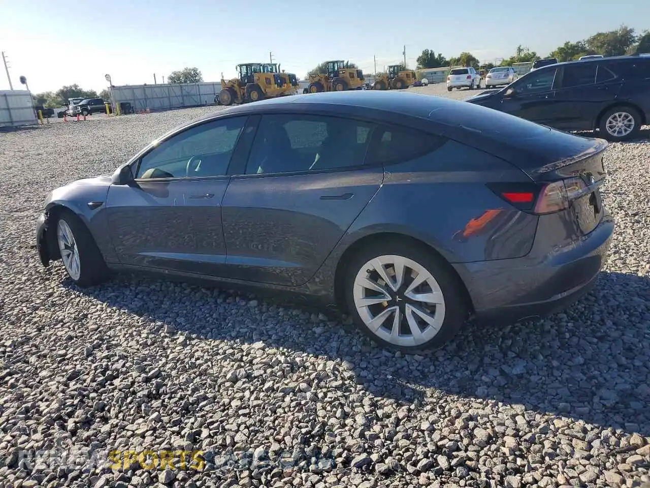 2 fotografías del automóvil dañado 5YJ3E1EB6NF191074 TESLA MODEL 3 2022